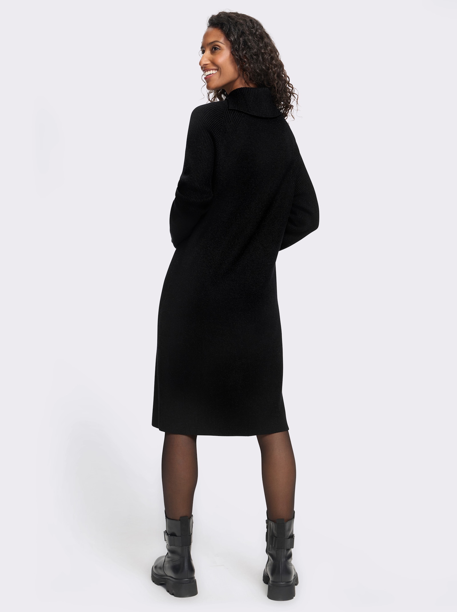 heine Strickkleid mit Umlegekragen - schwarz