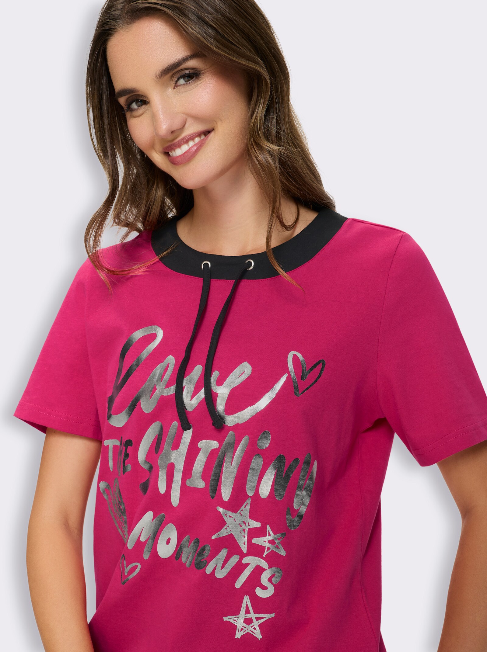 Kurzarmshirt mit Foliendruck - pink-schwarz