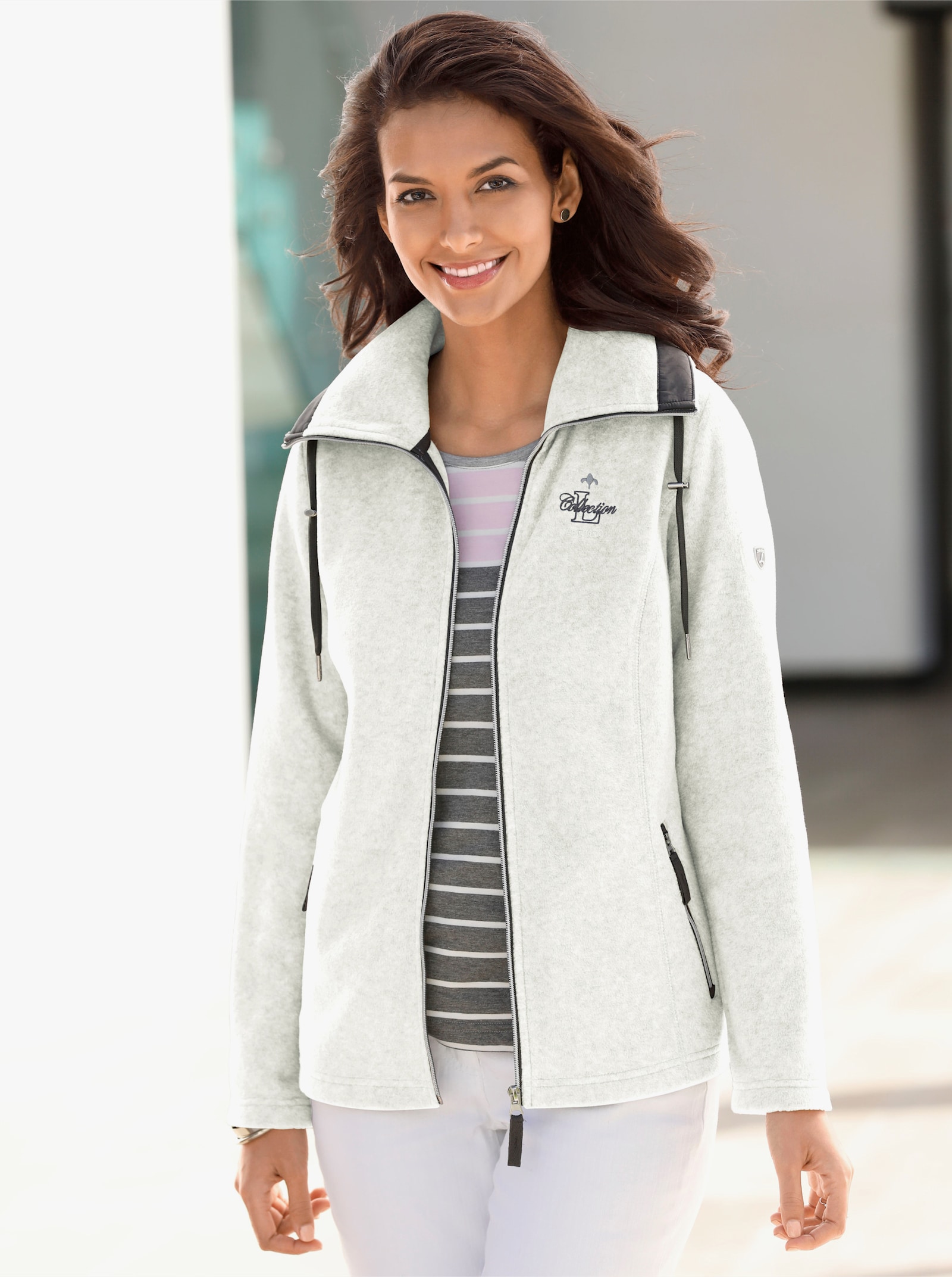 Fleecejacke mit schrägen Reissverschluss-Taschen - ecru