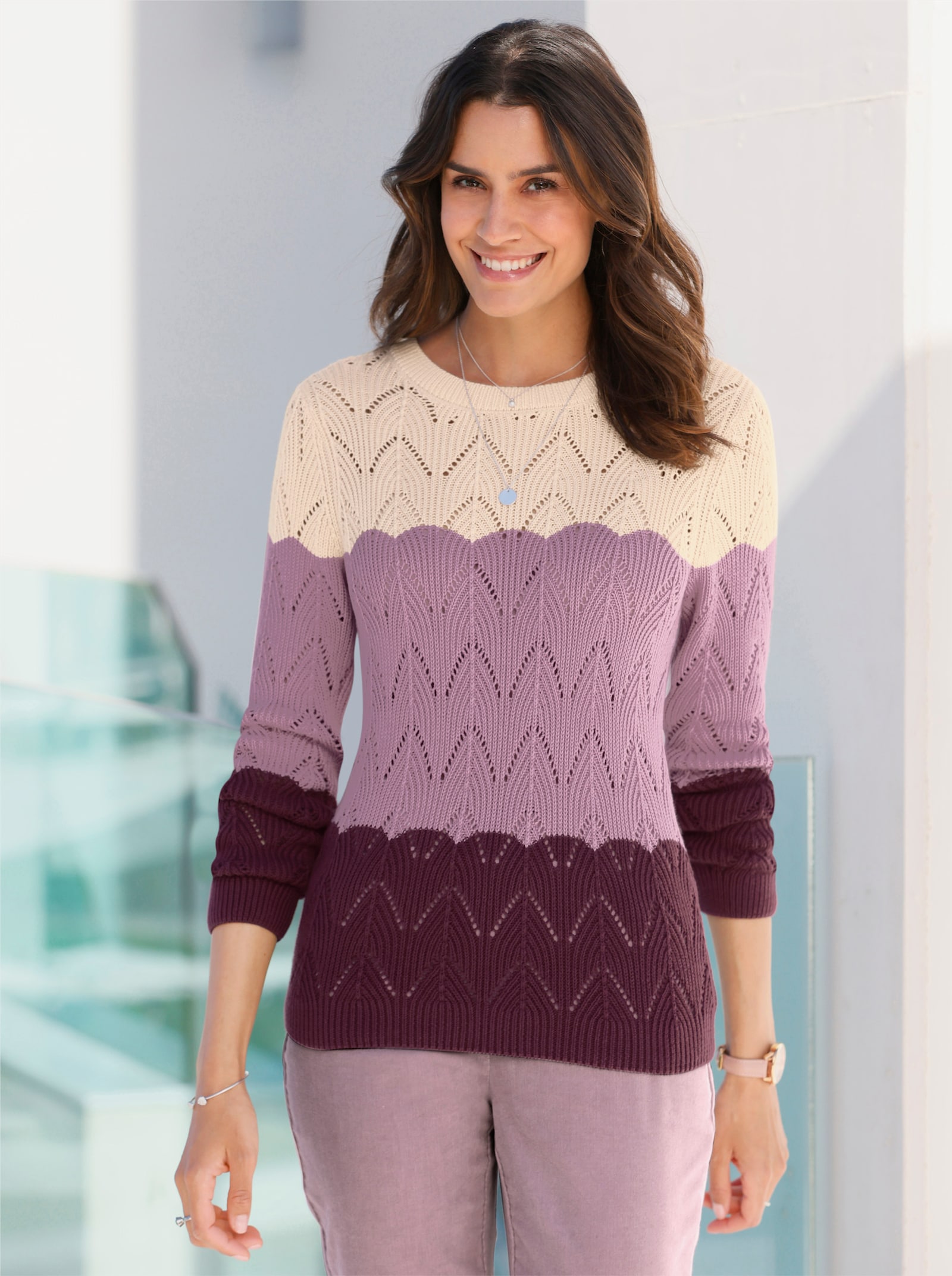 Ajourpullover met kleurverloop - bordeaux/mauve gedessineerd