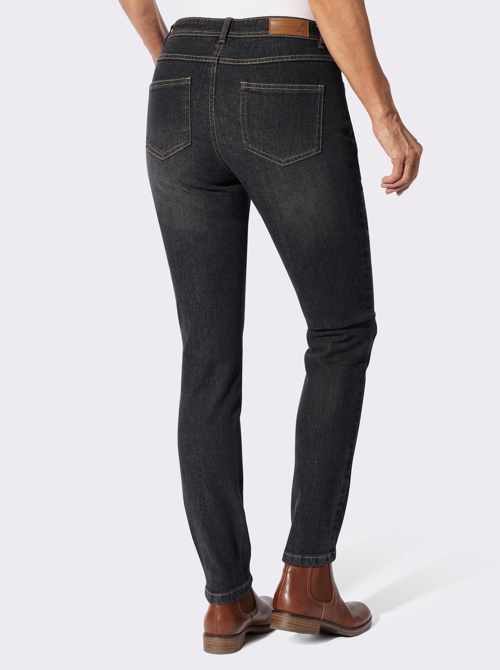 Jeans in modischer Waschung - black denim