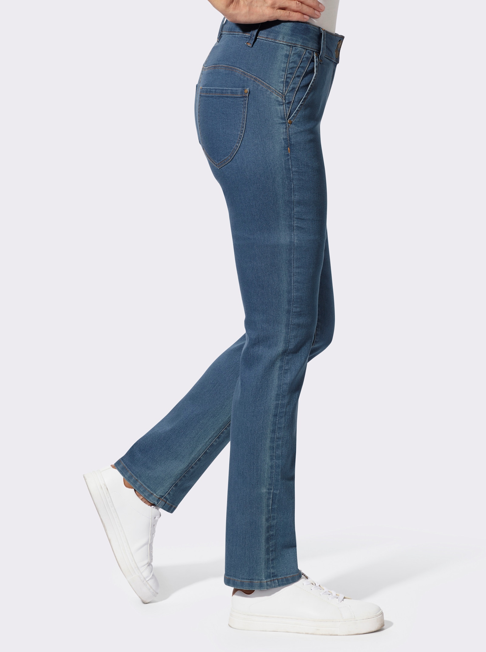 Jeans mit kontrastfarbigen Ziernähten - blue-bleached