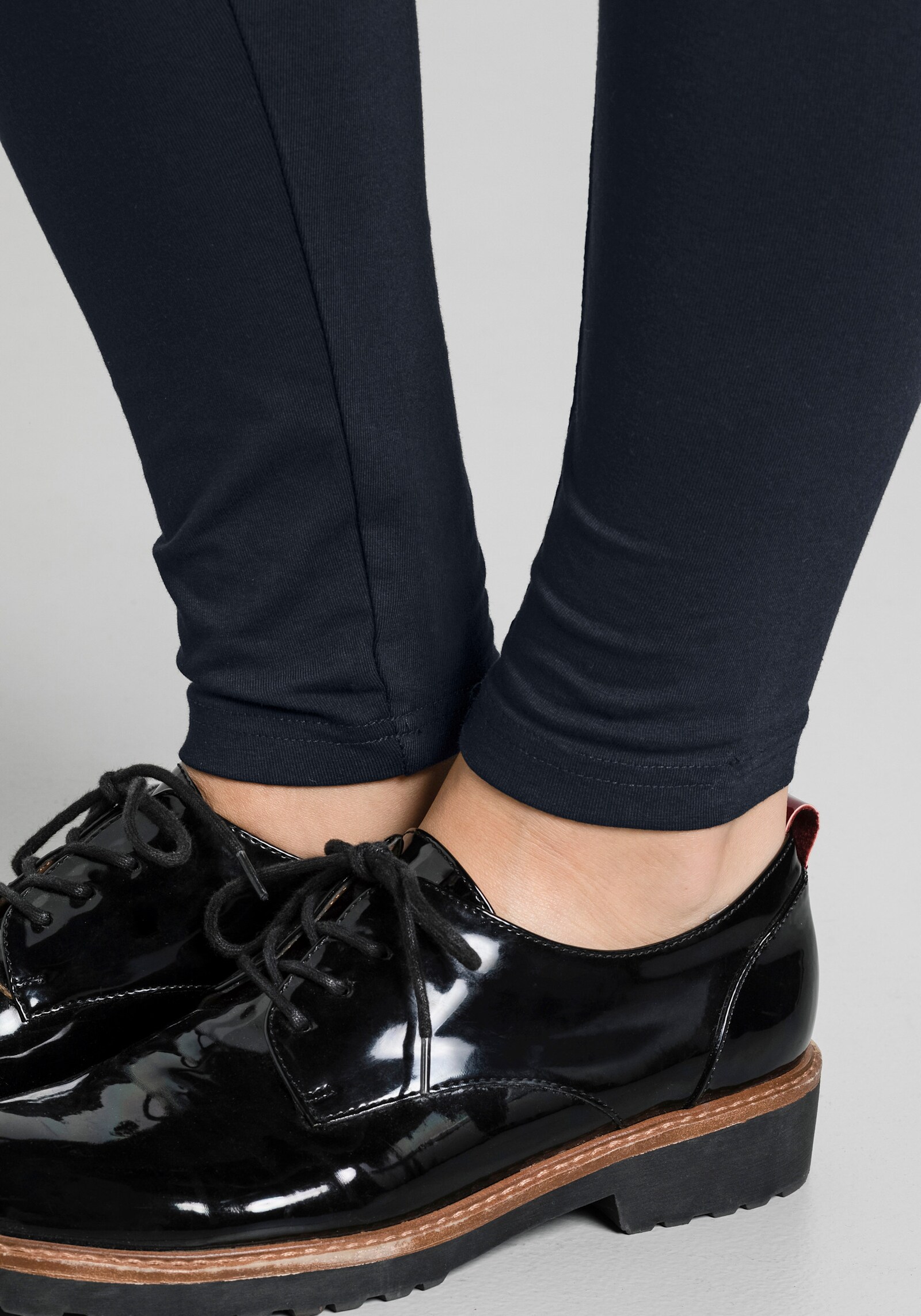 sheego Leggings mit Gummizugbund - tiefblau