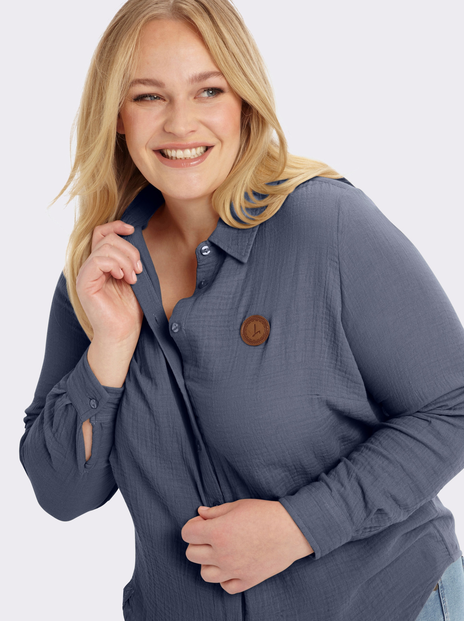 Baumwollbluse mit krempelbaren Ärmeln - rauchblau