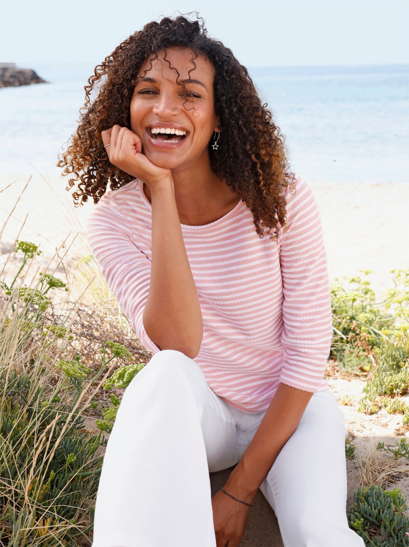 Pruh. tričko s lodičk. výstrihom - Ružové biele vynorovaný
