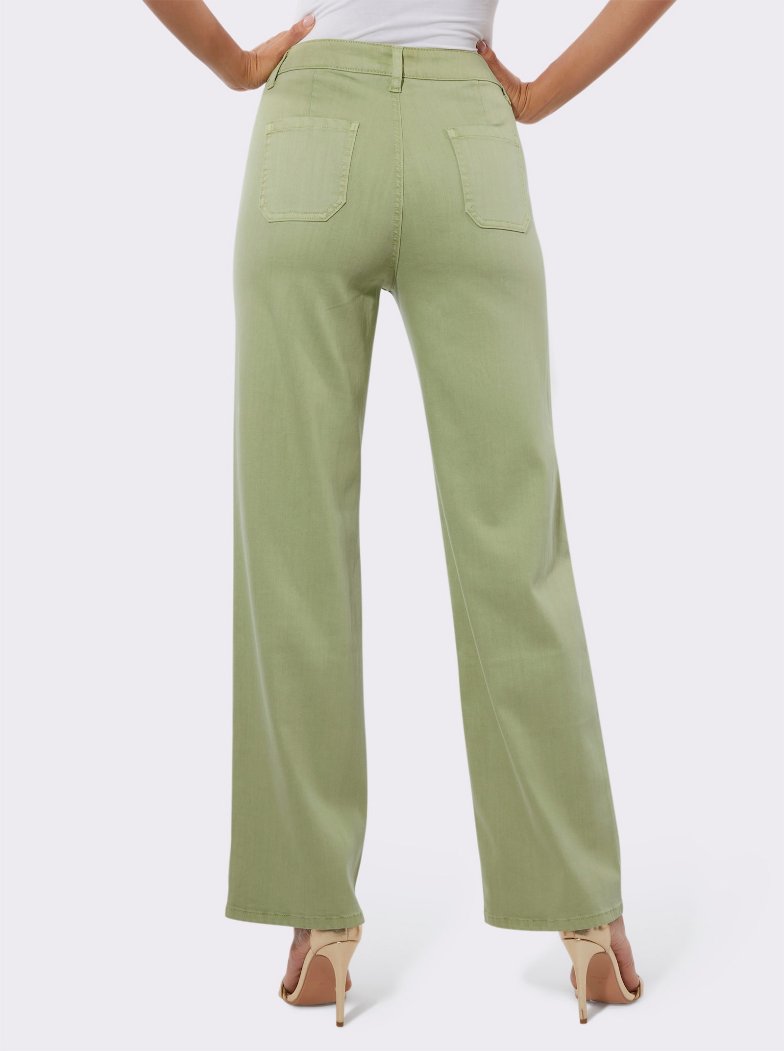 Jeans mit weit geschnittenen Beinen - lindgrün