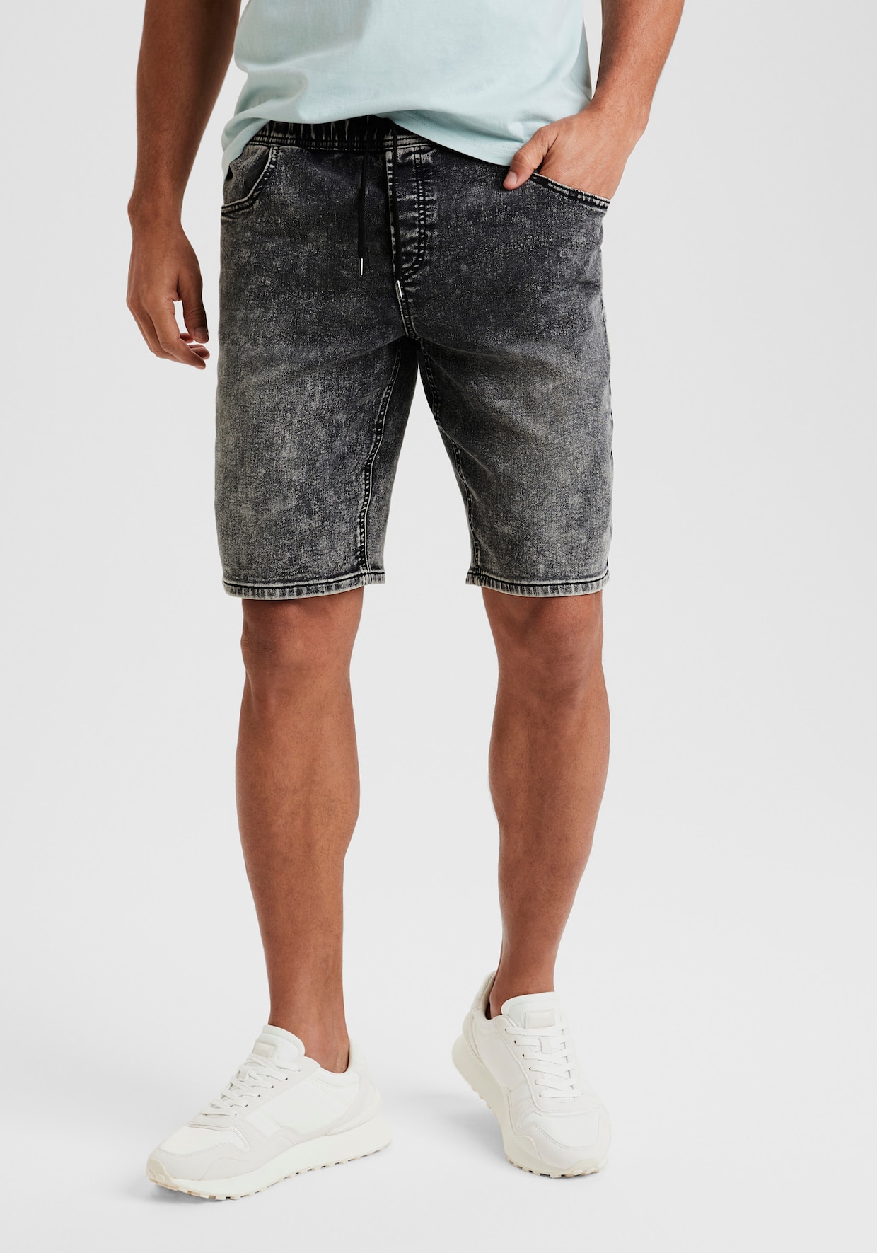 Buffalo Jeansshorts - black-moonwashed