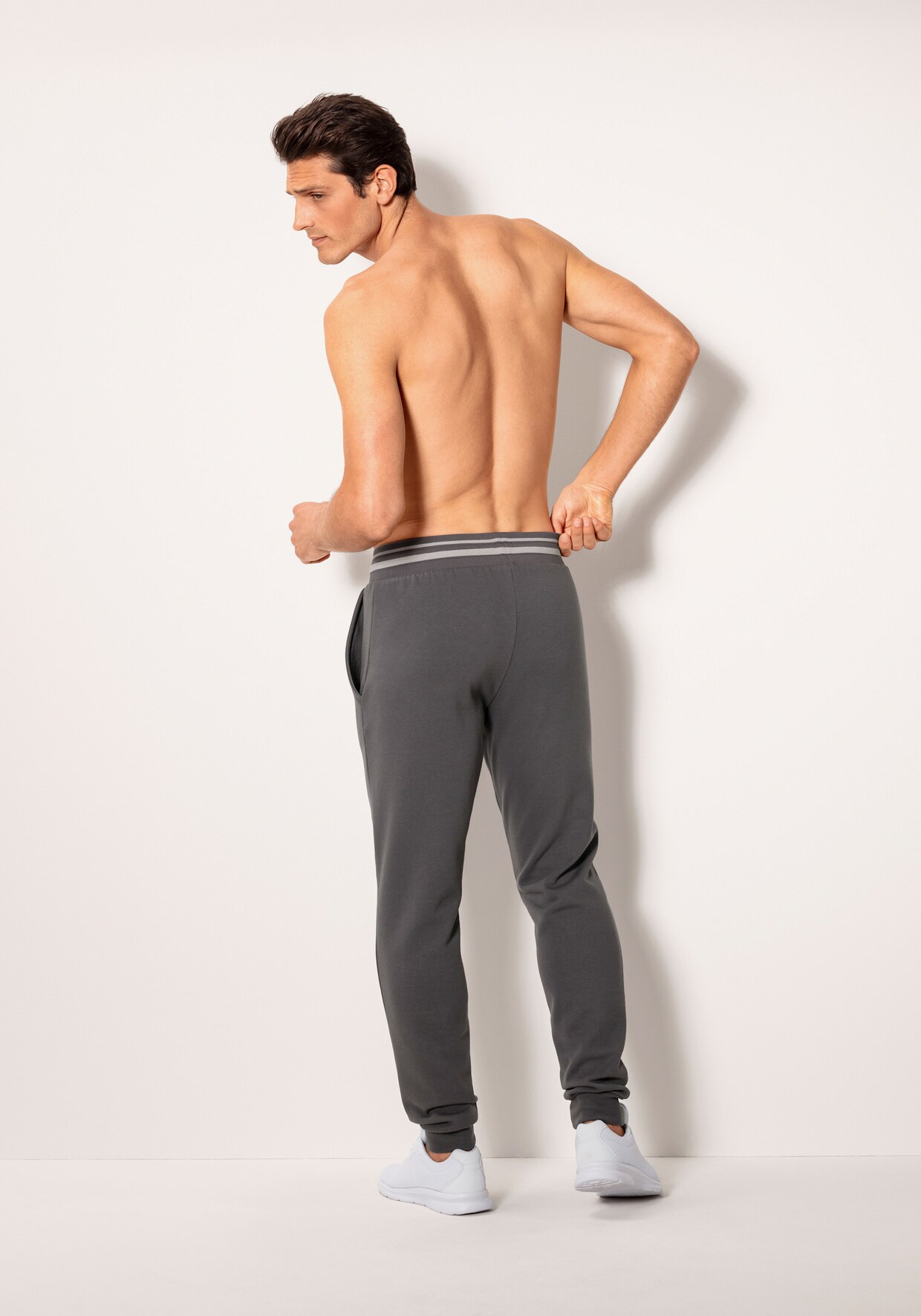 Bench. Sweathose - grau