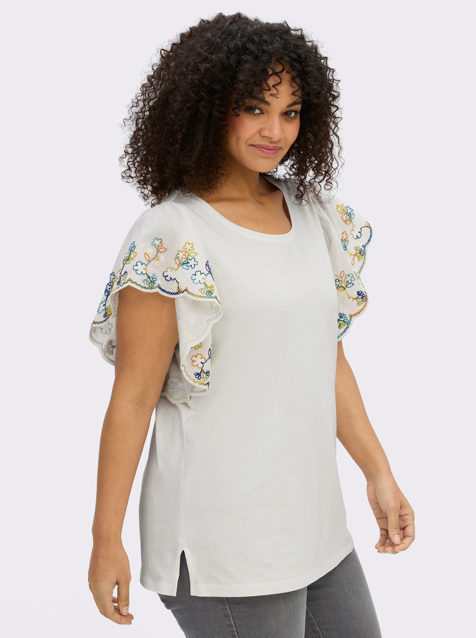 sheego Shirt met geborduurde vleermuismouwen - ecru/koningsblauw