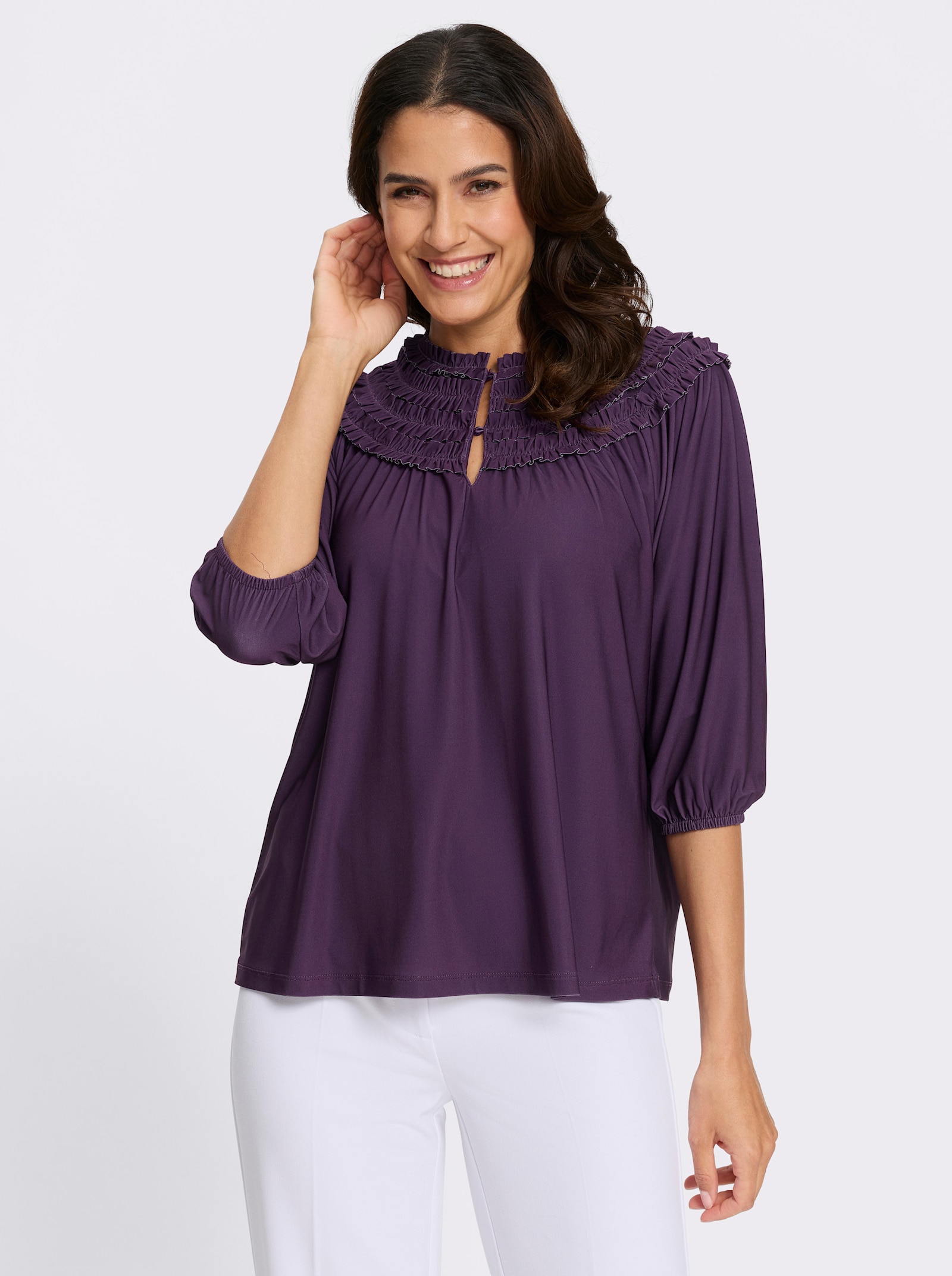 Rundhalsshirt mit Rüschen am Ausschnitt - traube