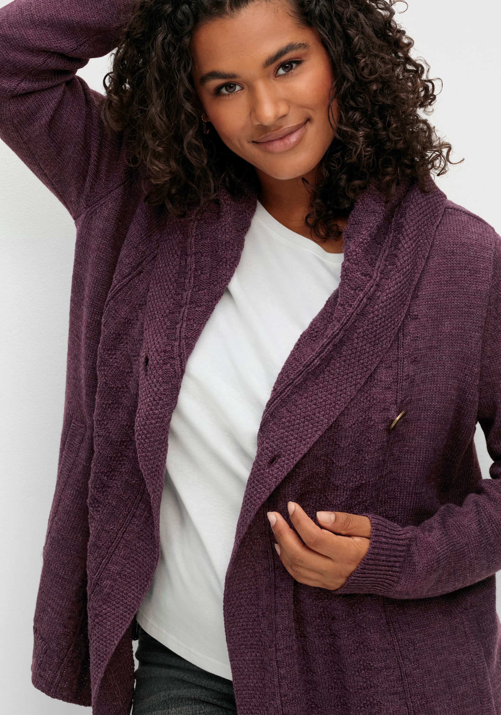 sheego by Joe Browns Kapuzenstrickjacke mit Knopf - brombeere