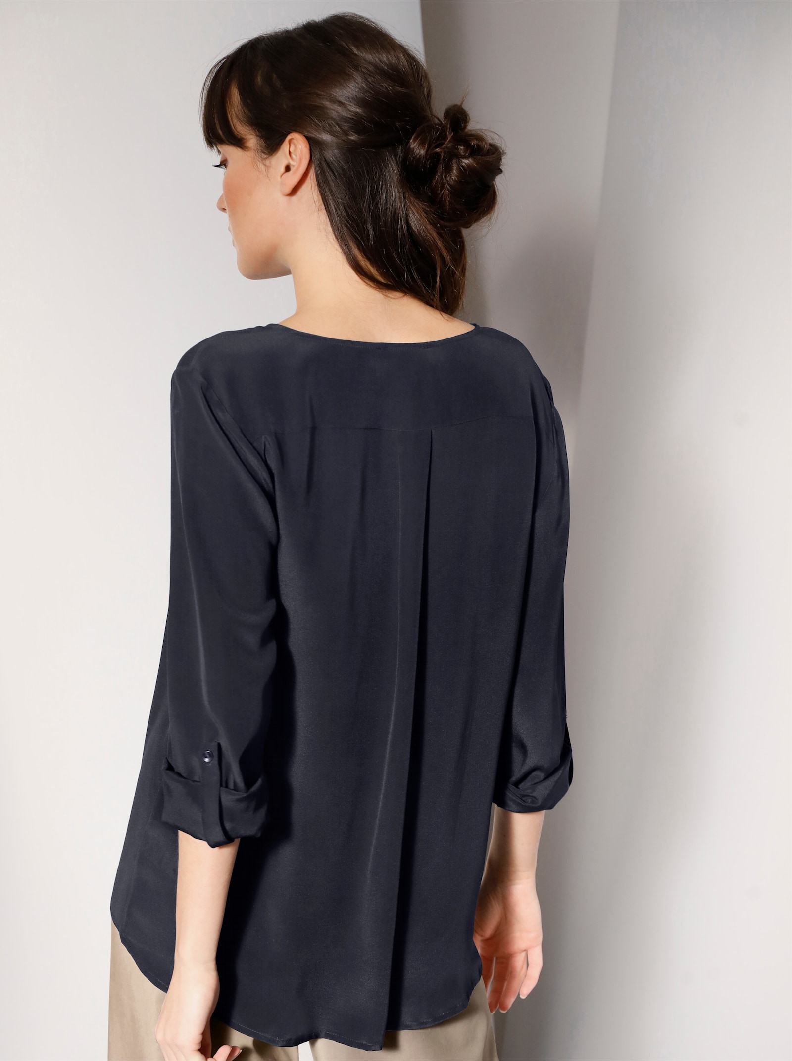 heine Seidenbluse mit mattem Glanz - marine