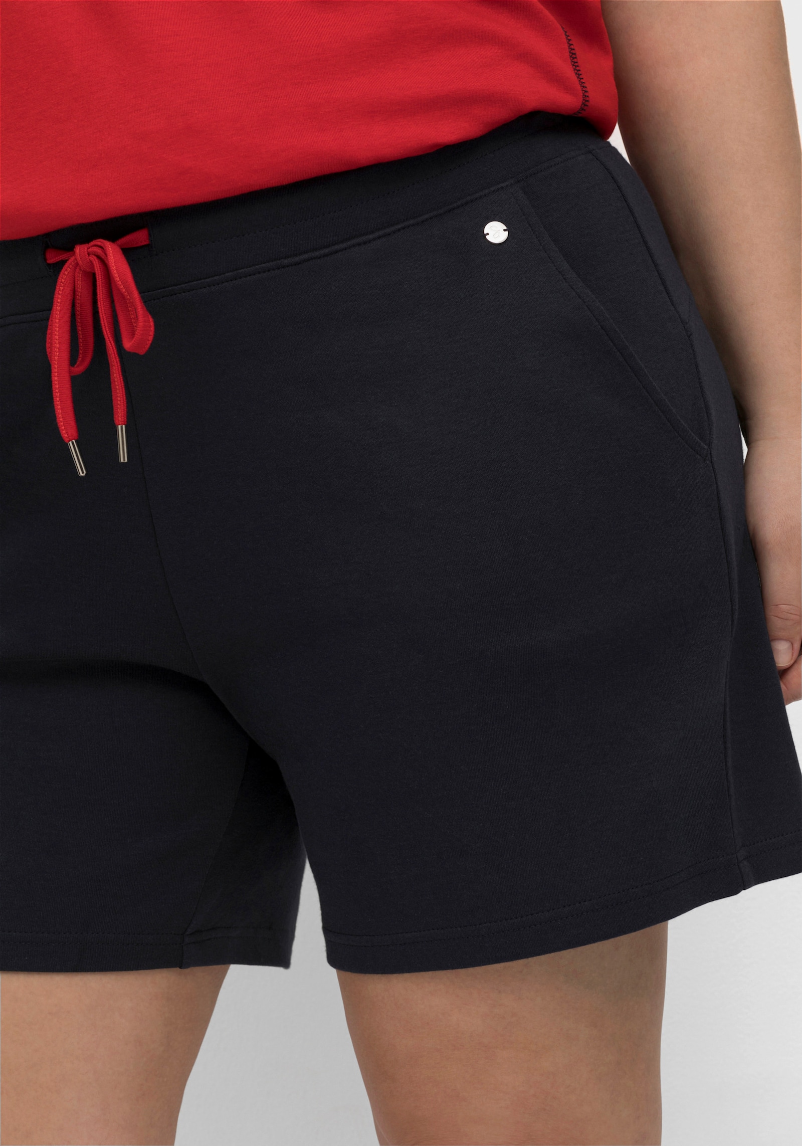 sheego Shorts mit Kontrastdetails - marine