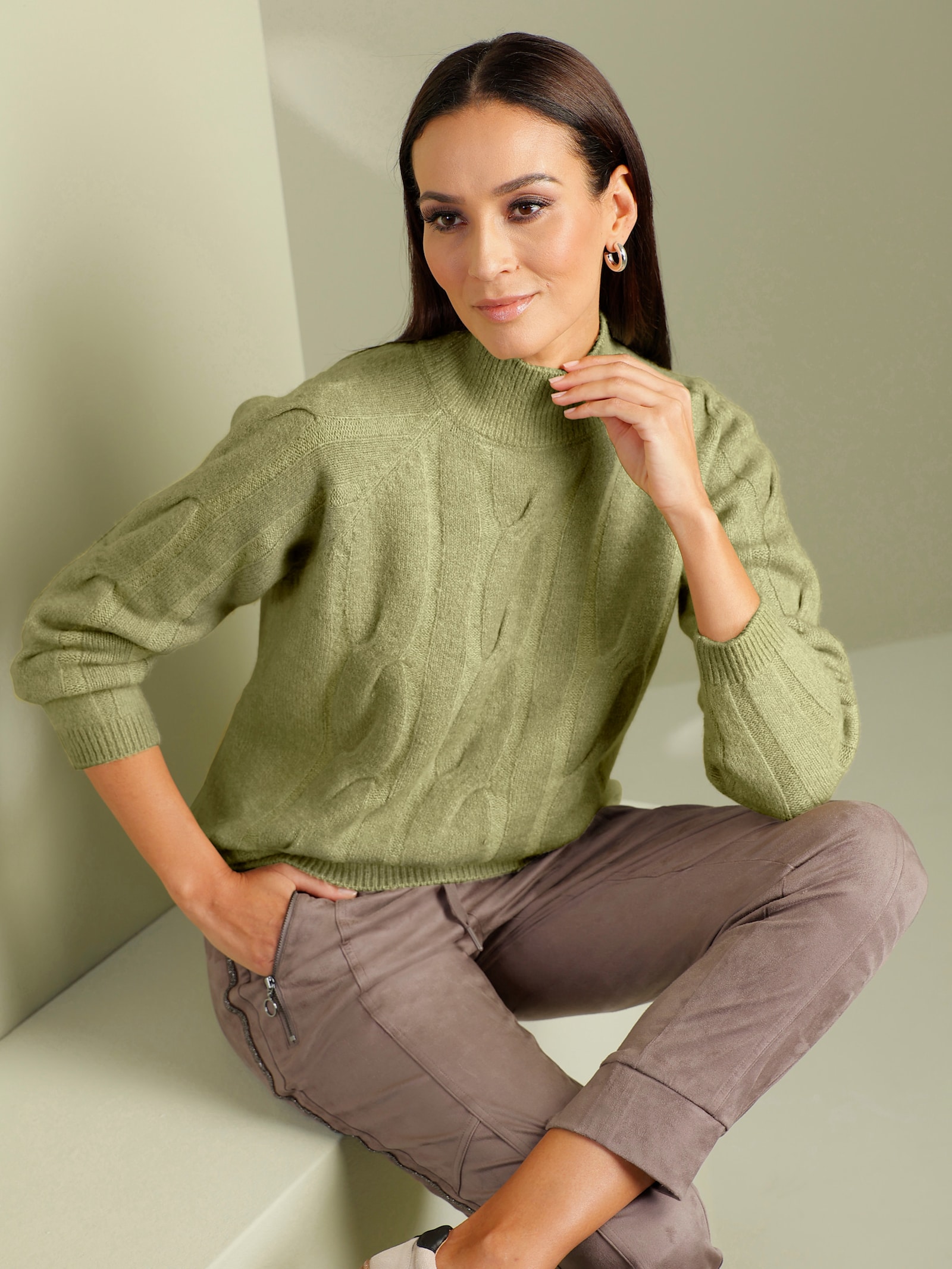 heine Strickpullover mit Zopfstrickmuster - schilf