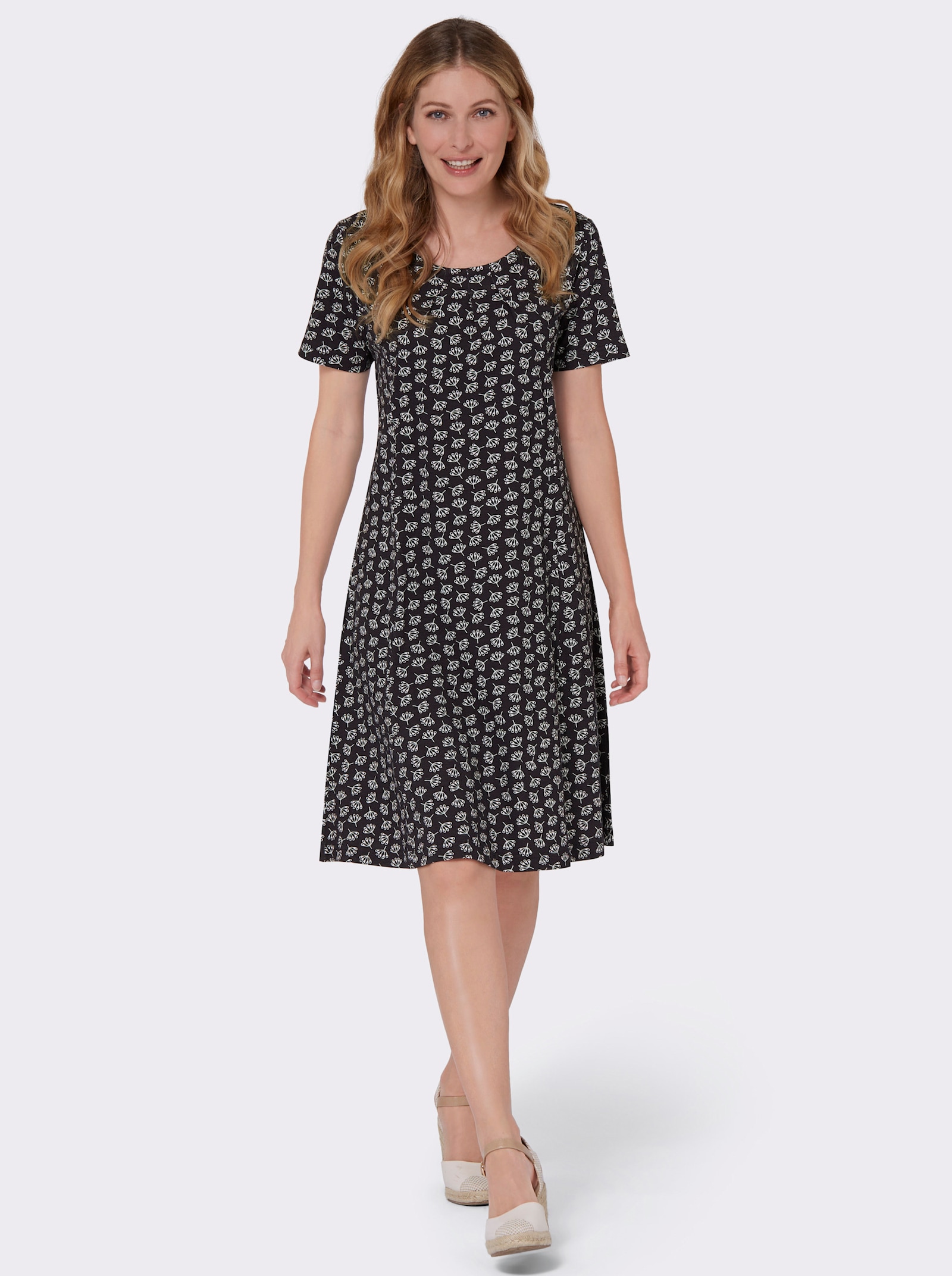 Jerseykleid im Minimal-Dessin - marine-ecru-bedruckt