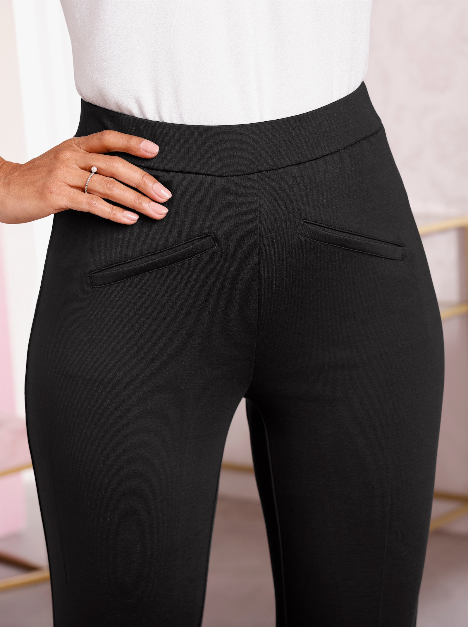 Jerseyhose in Schlupfform - schwarz