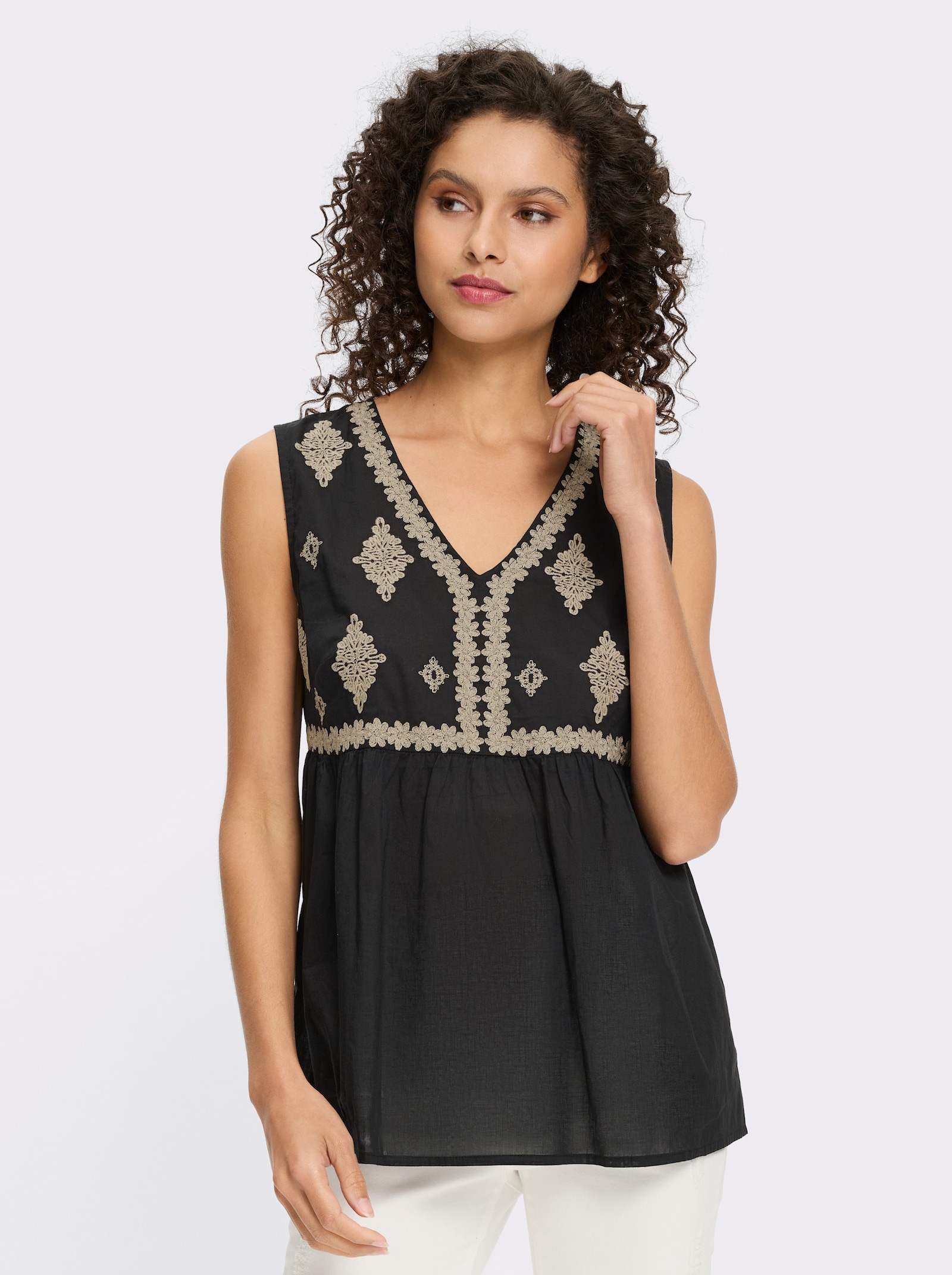 heine Ärmellose Bluse mit Stickerei-Details - schwarz-beige-bedruckt