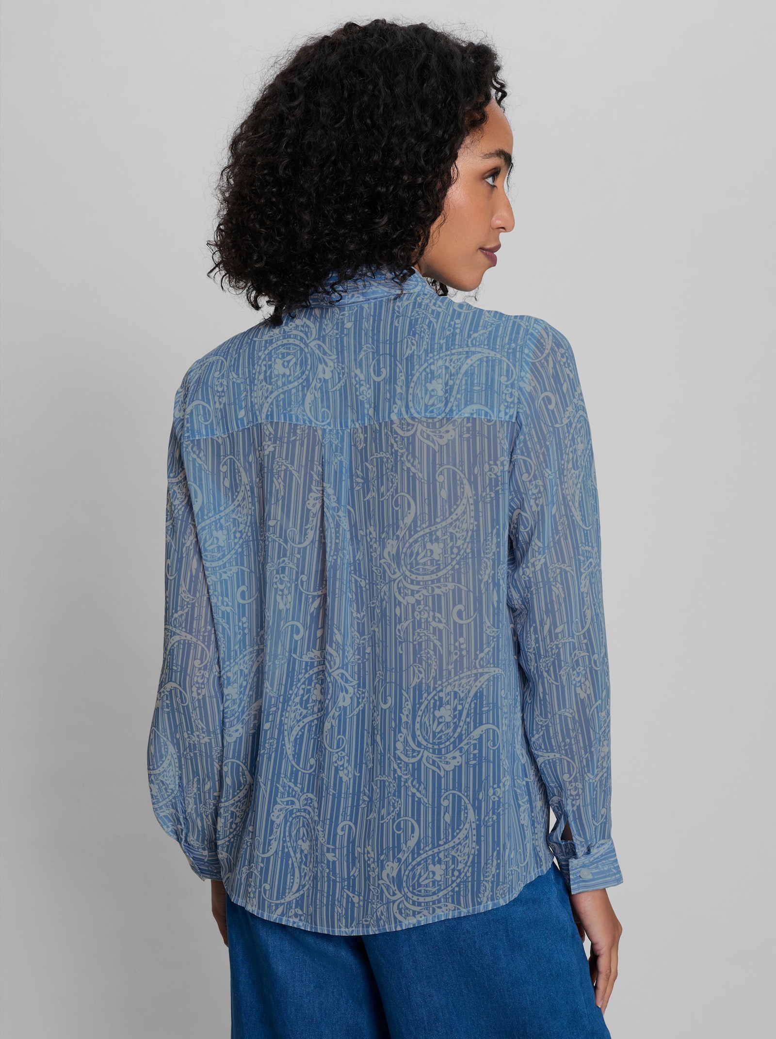 heine Georgettebluse mit Paisley-Muster - ecru-himmelblau-gestreift
