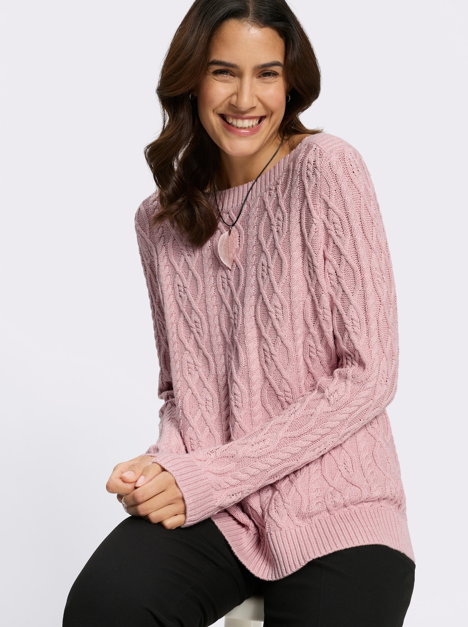 Strickpullover mit aufwendigem Zopfmuster - hortensie-meliert