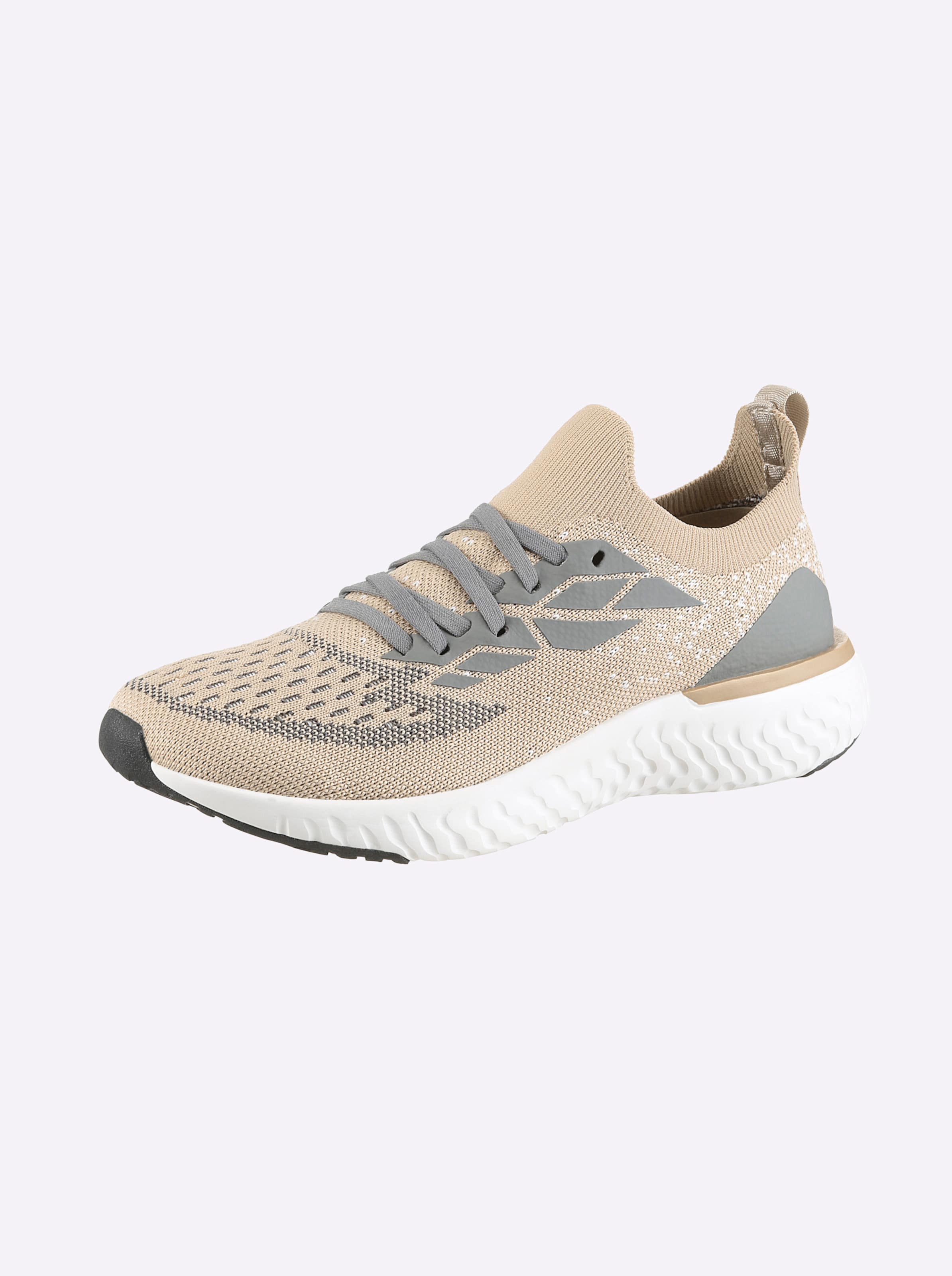 Sneaker