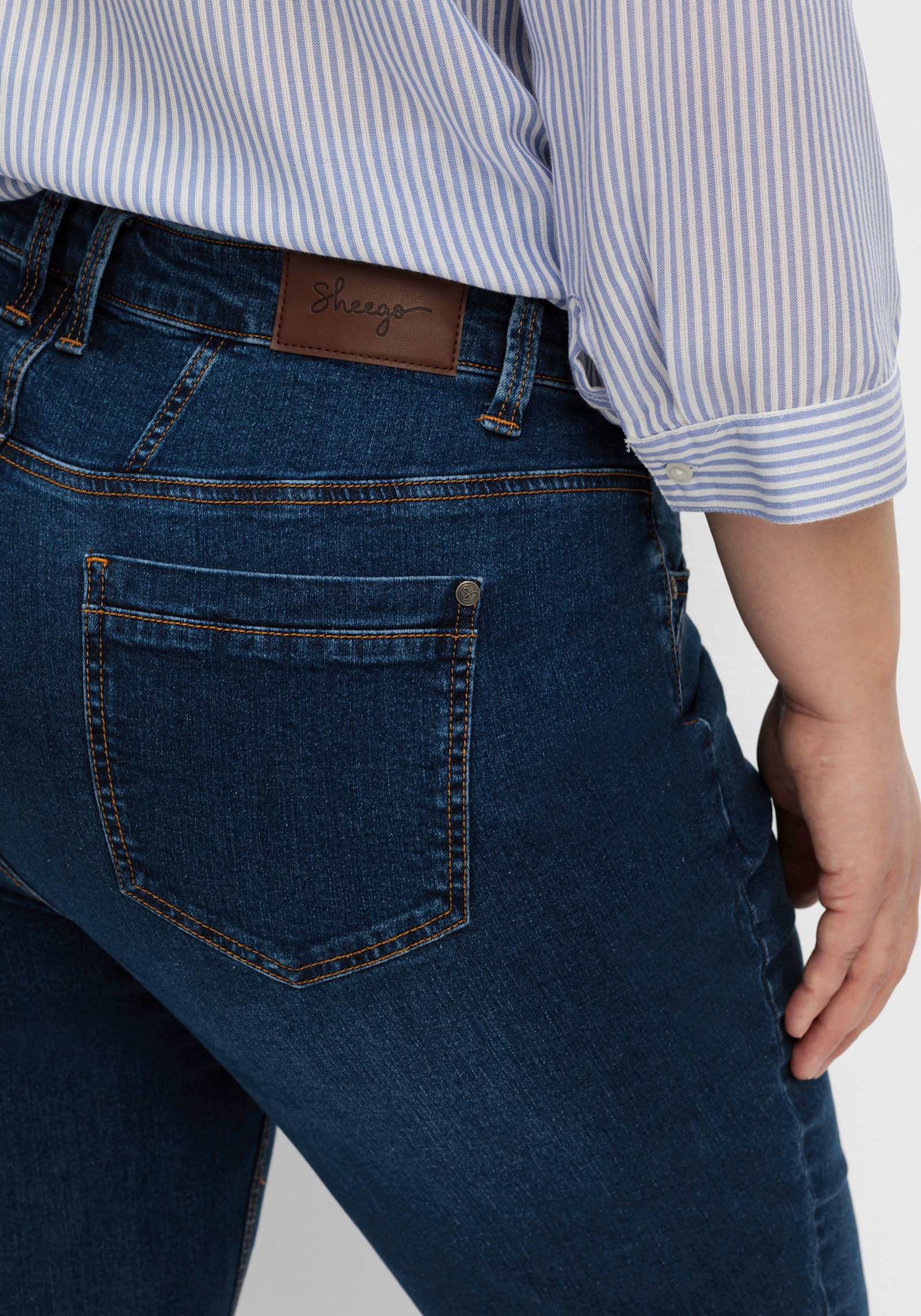 sheego 5-Pocket-Jeans in schmaler Form - dark blue denim