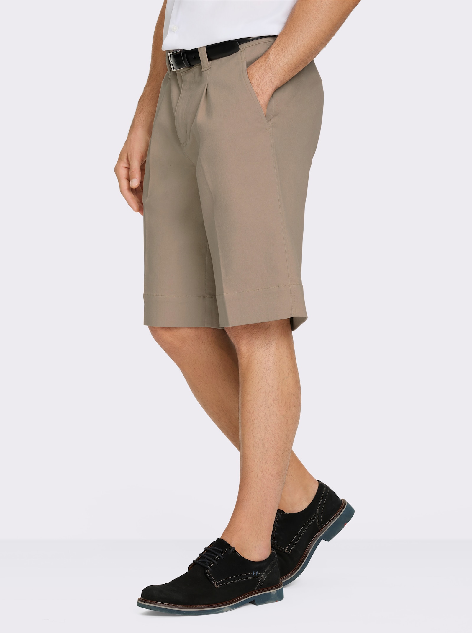Marco Donati Bermudas mit Bundfalten - beige