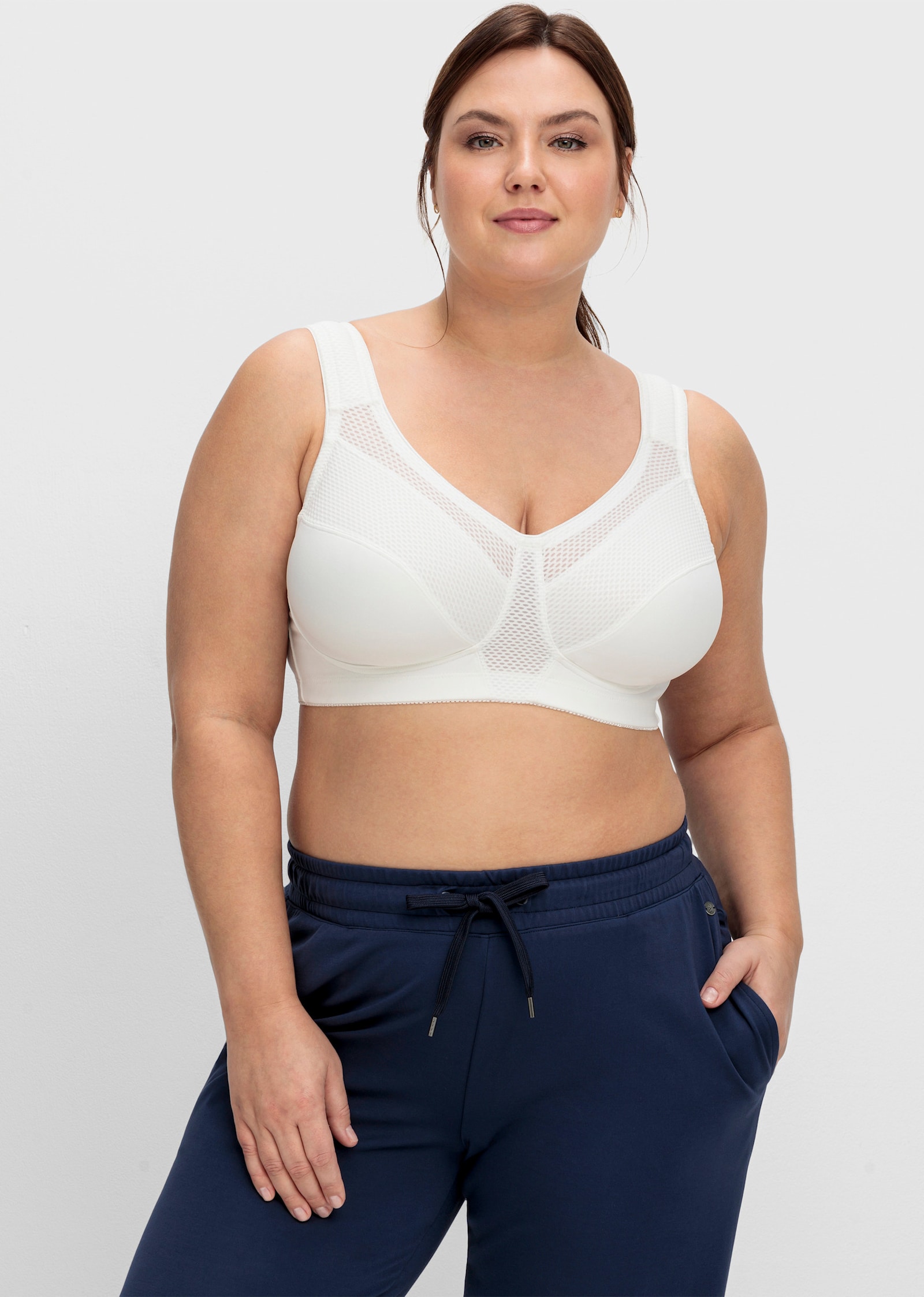 sheego Sport-BH ohne Bügel mit Netzeinsätzen - weiß