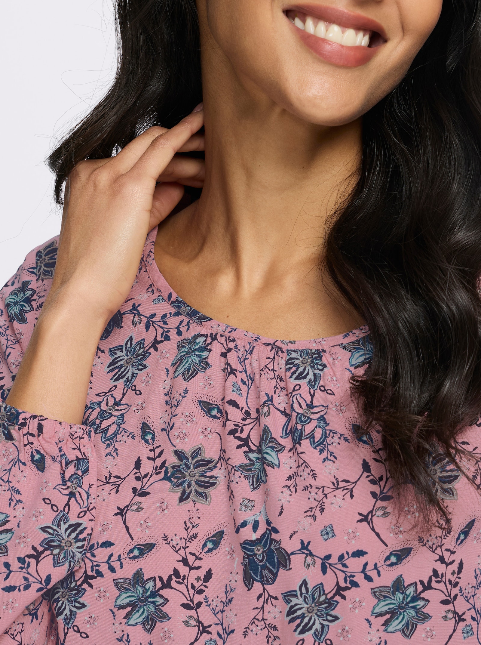 Schlupfbluse mit Raffung am Ausschnitt - rosenquarz-marine-bedruckt