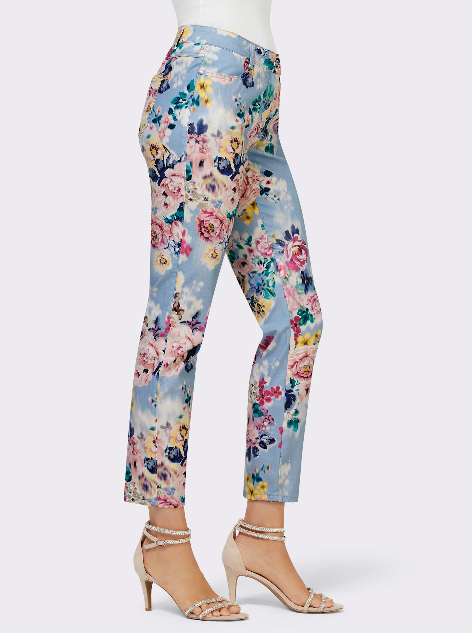  Jeans mit Blütenmuster - hellblau-rosé