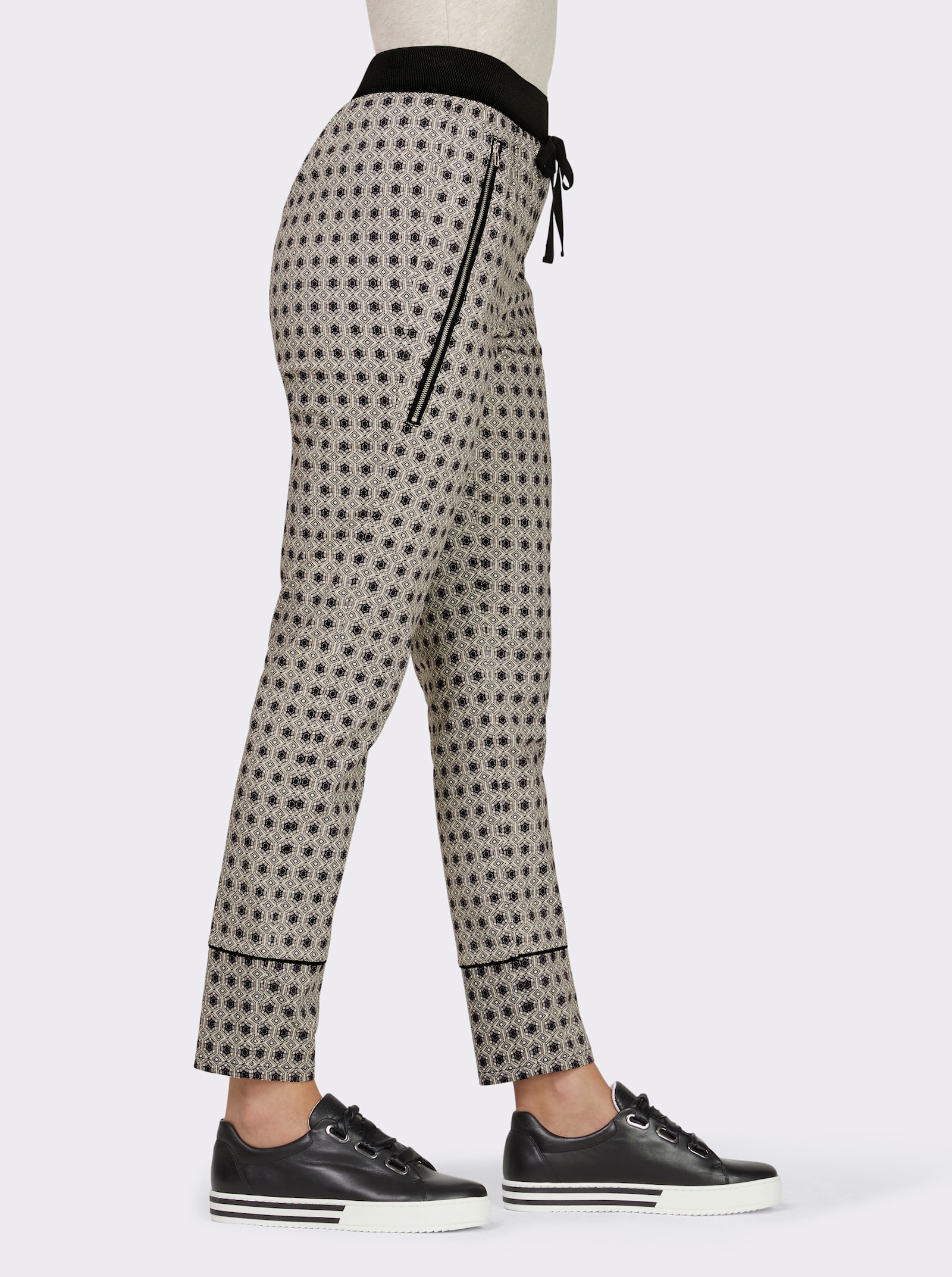 heine Druckhose mit Zipper-Taschen - schwarz-bedruckt