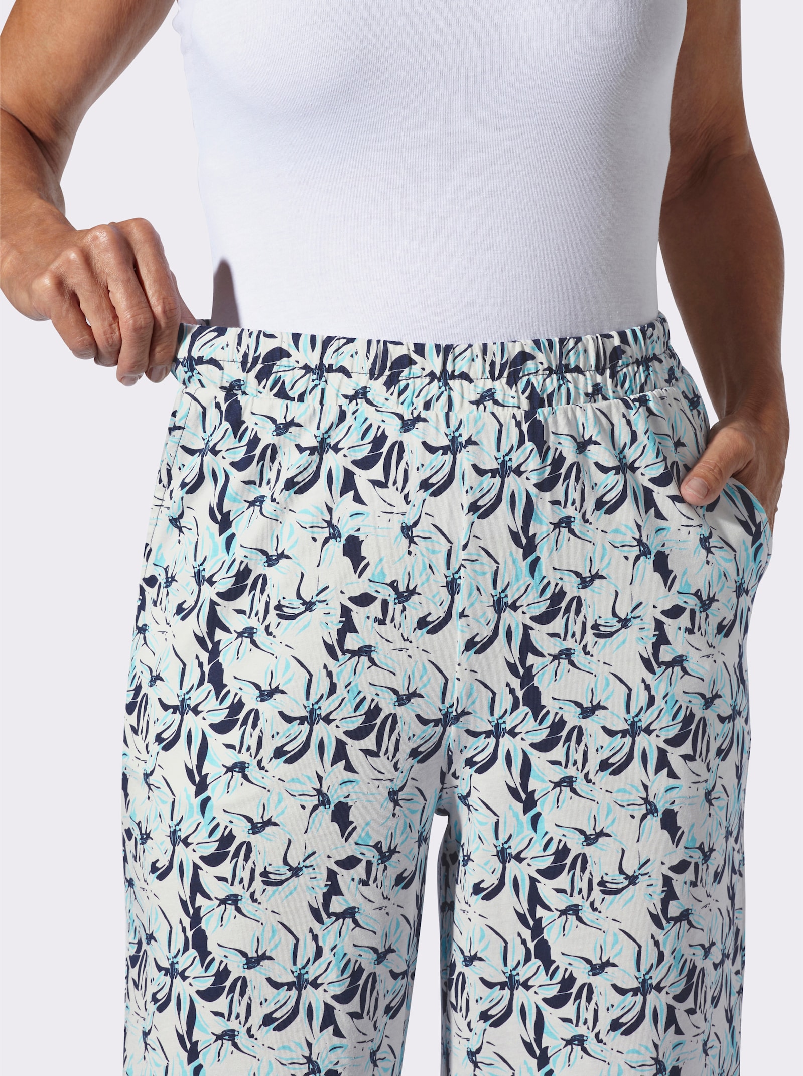 Vrijetijdsbroek met bloemdessin - ecru/marine geprint