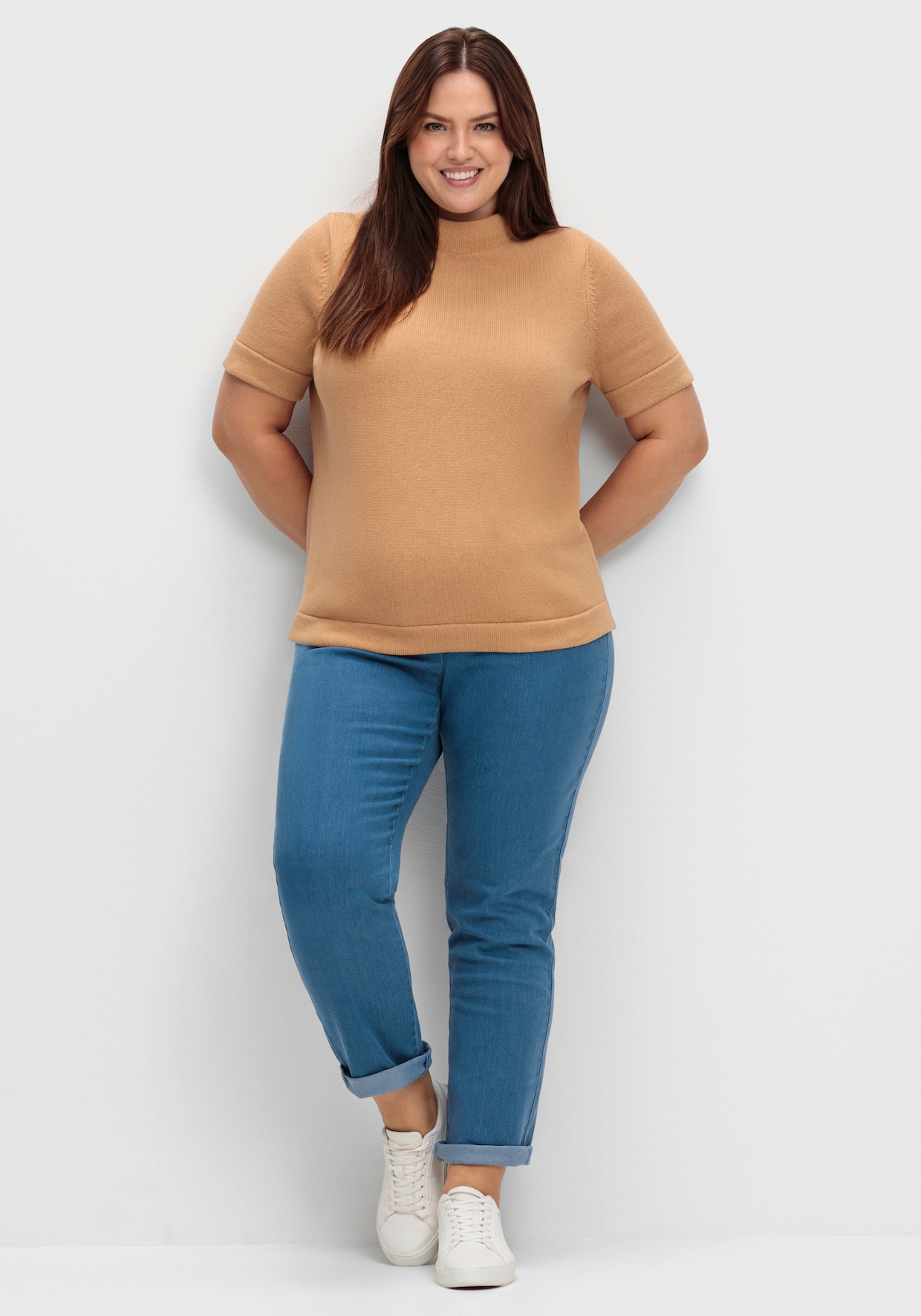 Stehkragenpullover mit Halbarm - camel