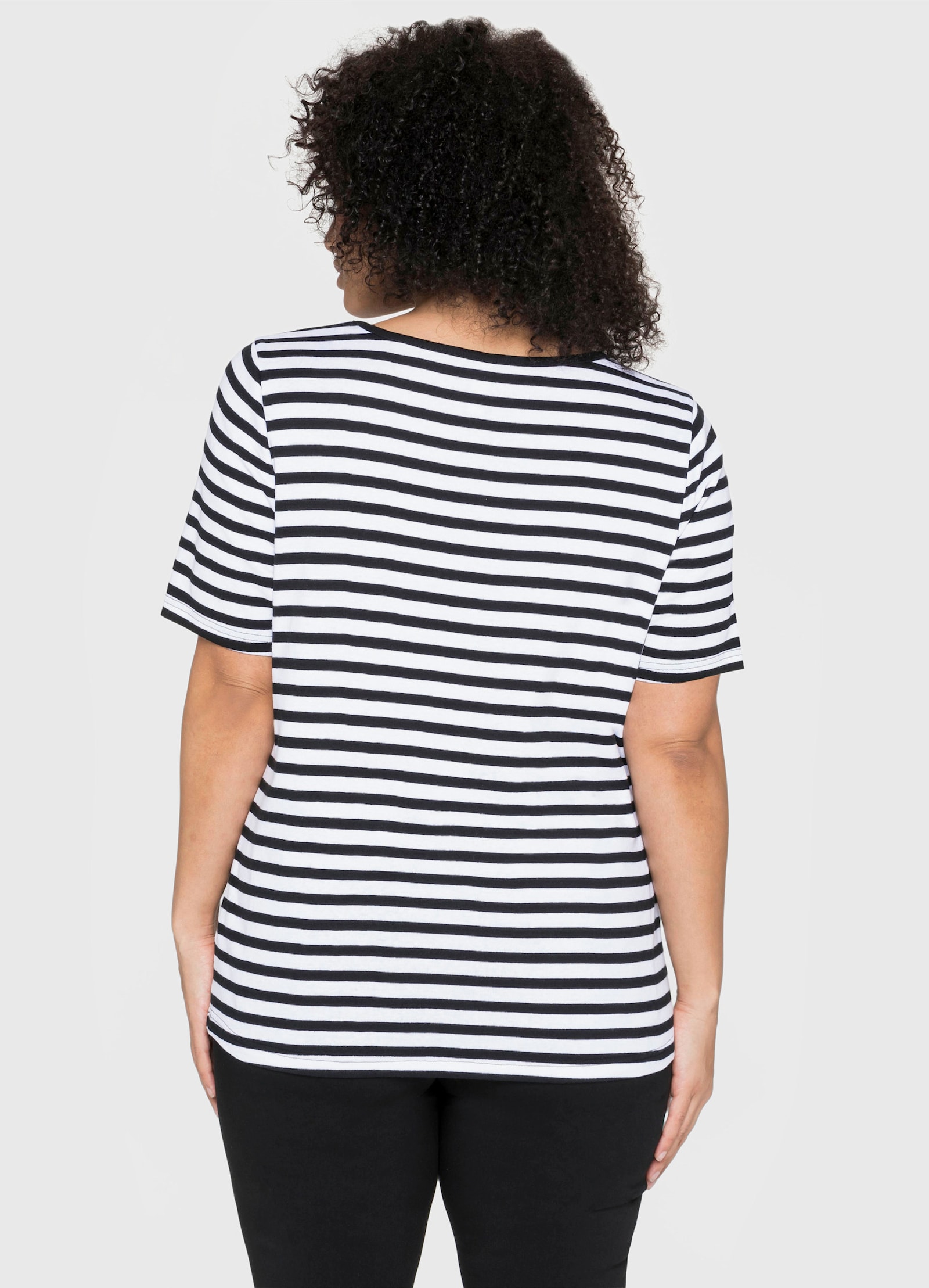 sheego Streifenshirt mit Rundhalsausschnitt - schwarz-weiß