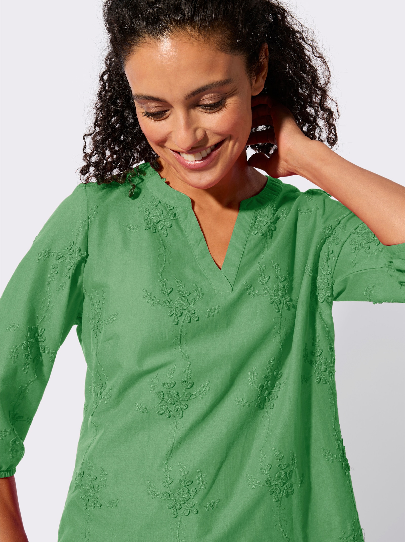 Baumwollbluse mit 3D-Blütenstickerei - apfel