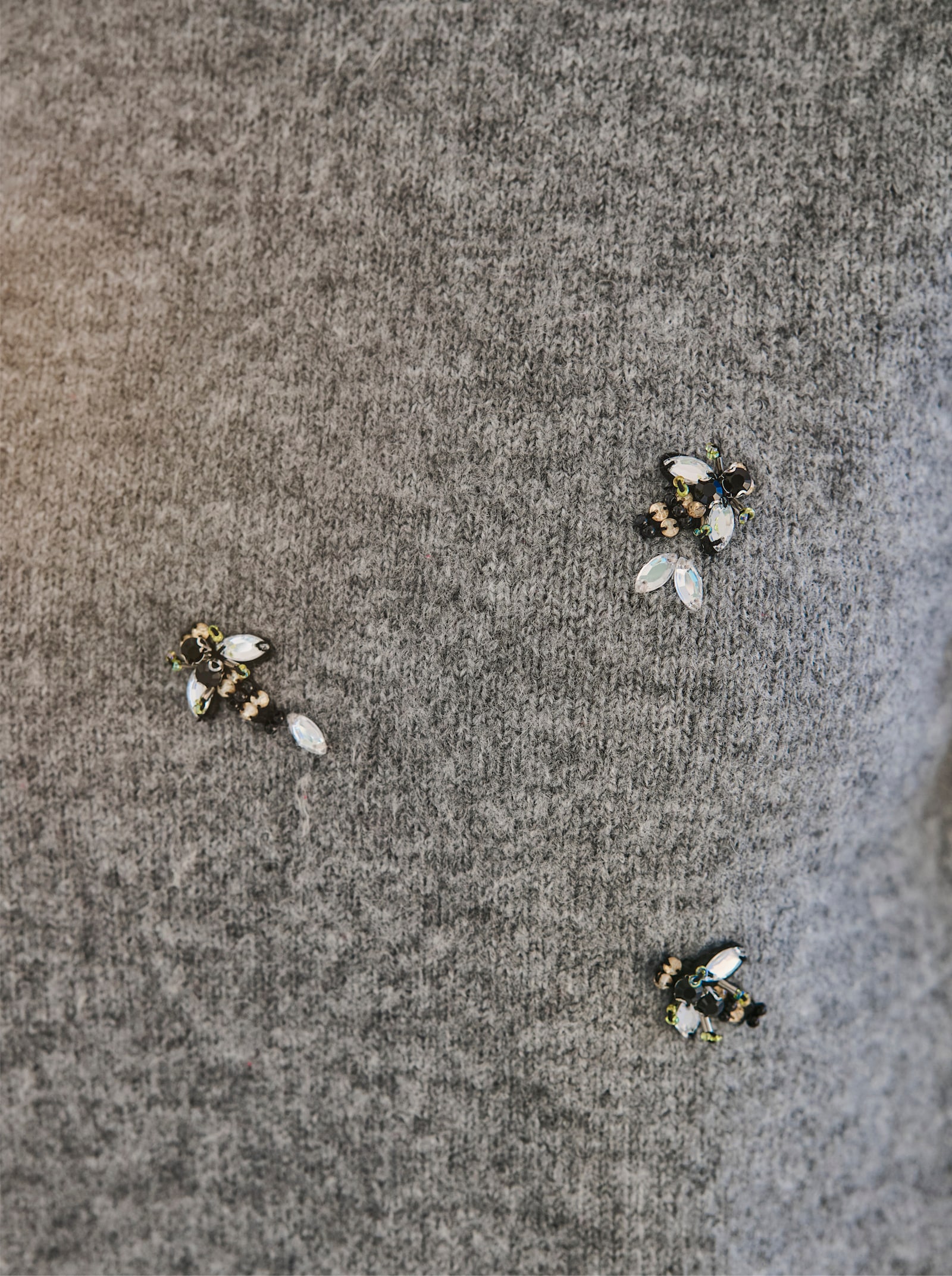 heine Pullover met lange mouwen, met glanzende siersteentjes - grijs gemêleerd