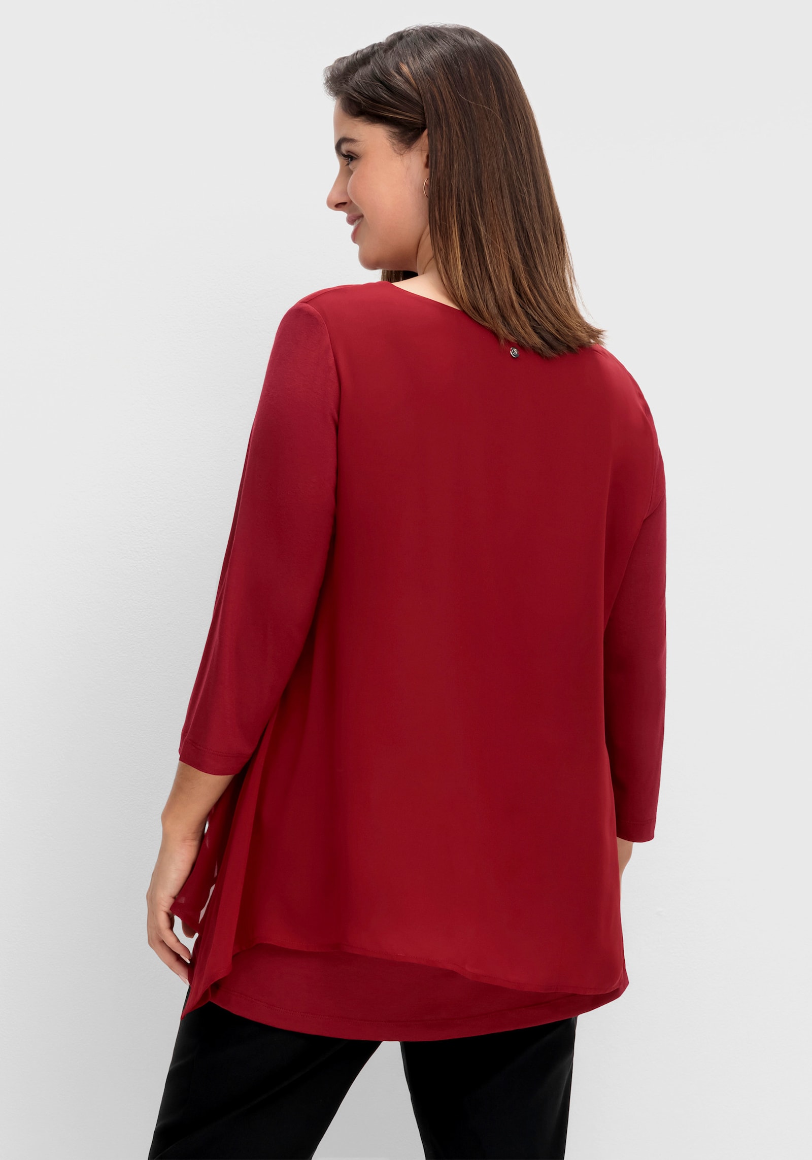 sheego Blusenshirt mit Zipfelsaum - rubinrot