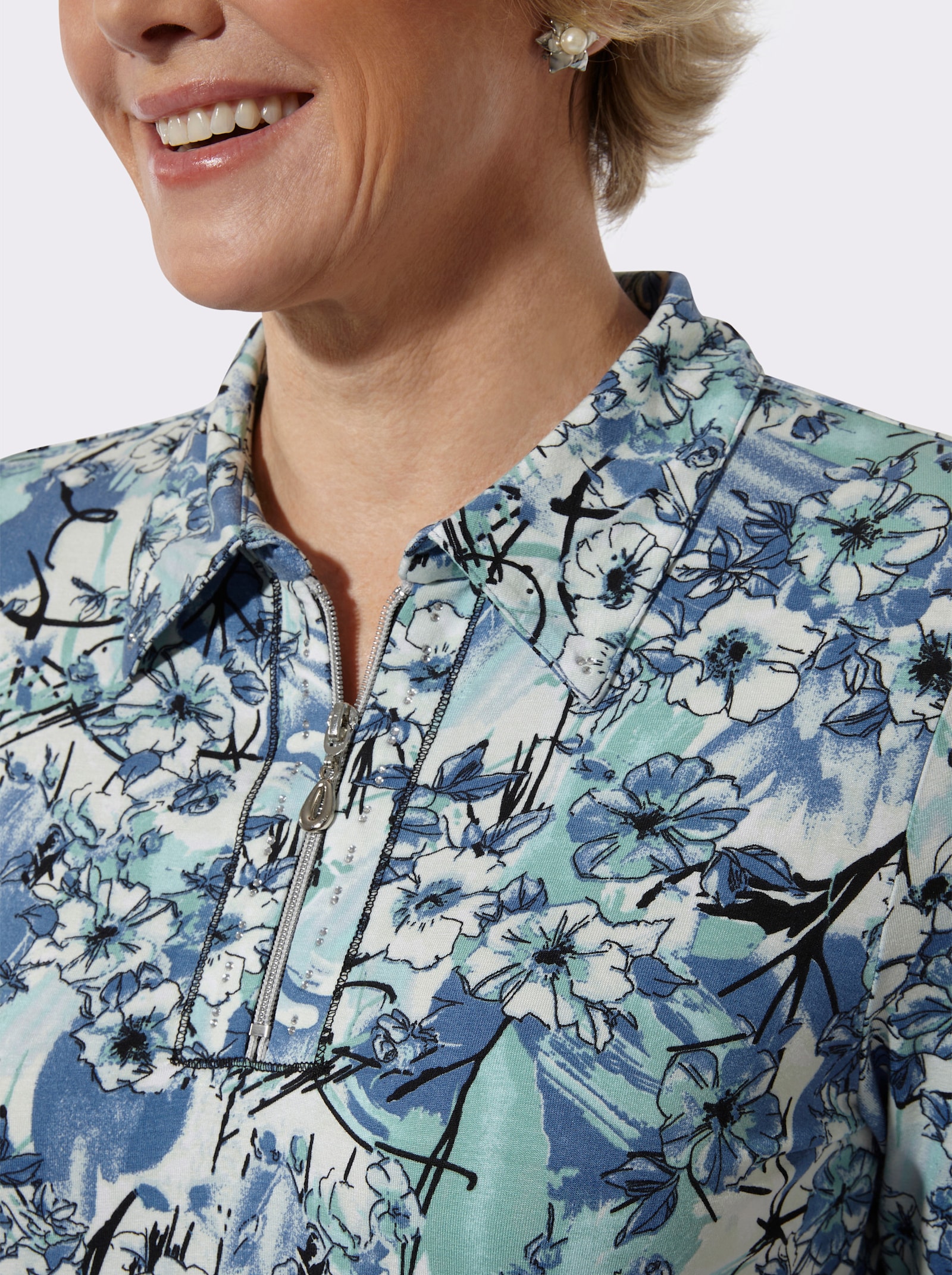 Poloshirt mit Glitzersteinchen - salbei-jeansblau-bedruckt