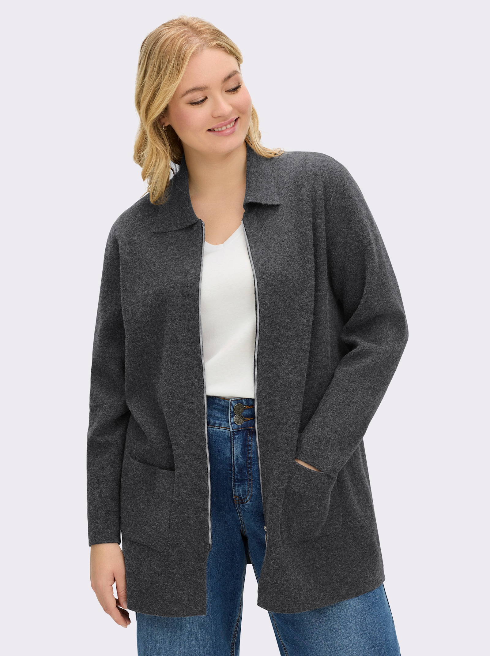 sheego Strickjacke mit Zipper und Umlegekragen - graphit-meliert