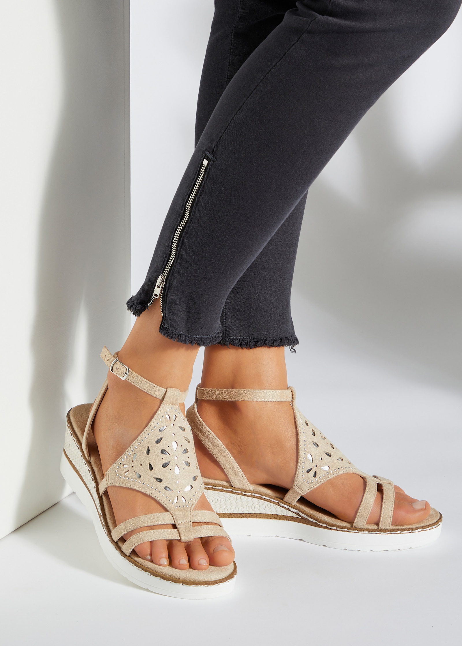 LASCANA Sandalette - beige