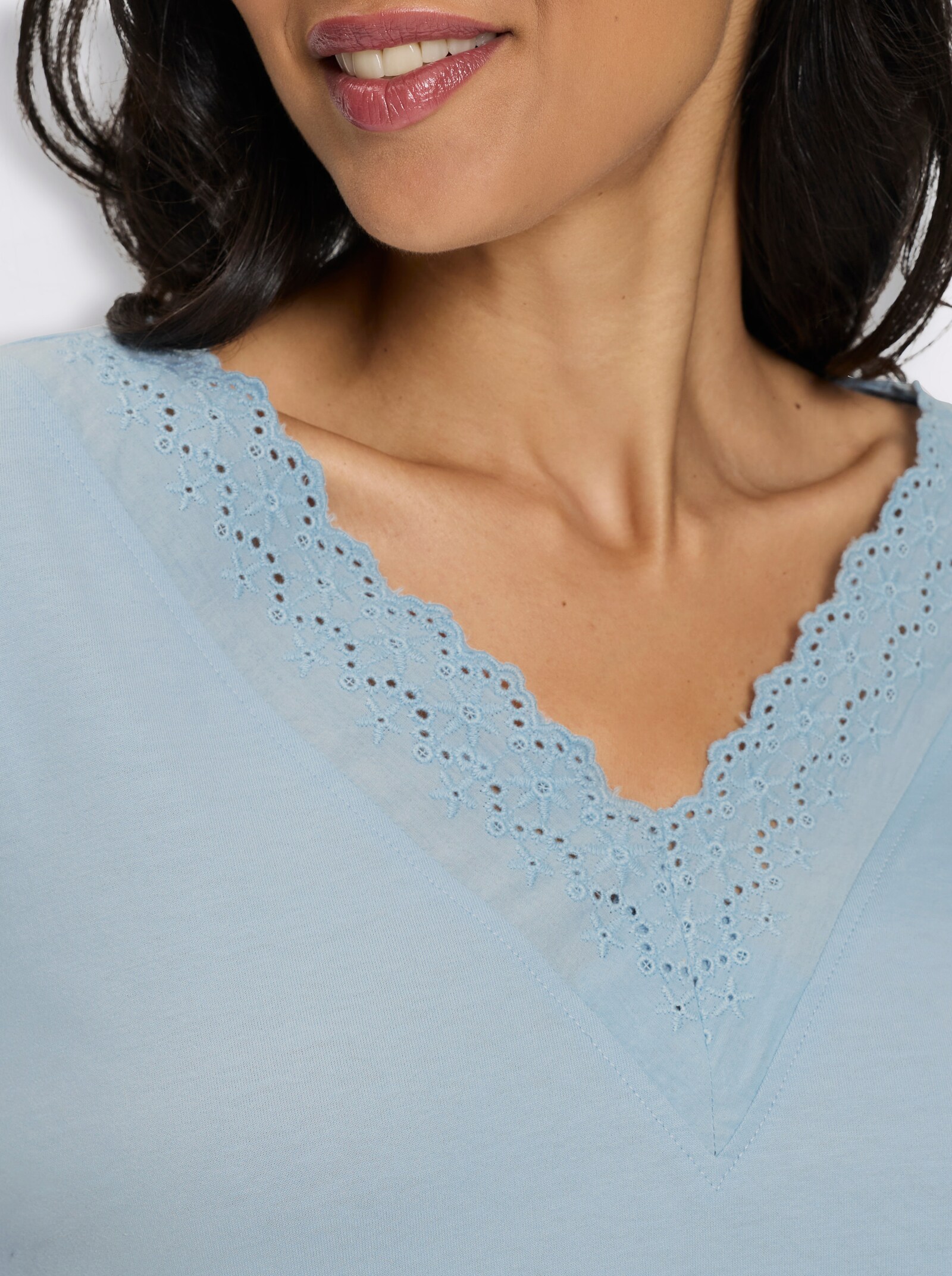 3/4-Arm-Shirt mit Spitze am Ausschnitt - eisblau