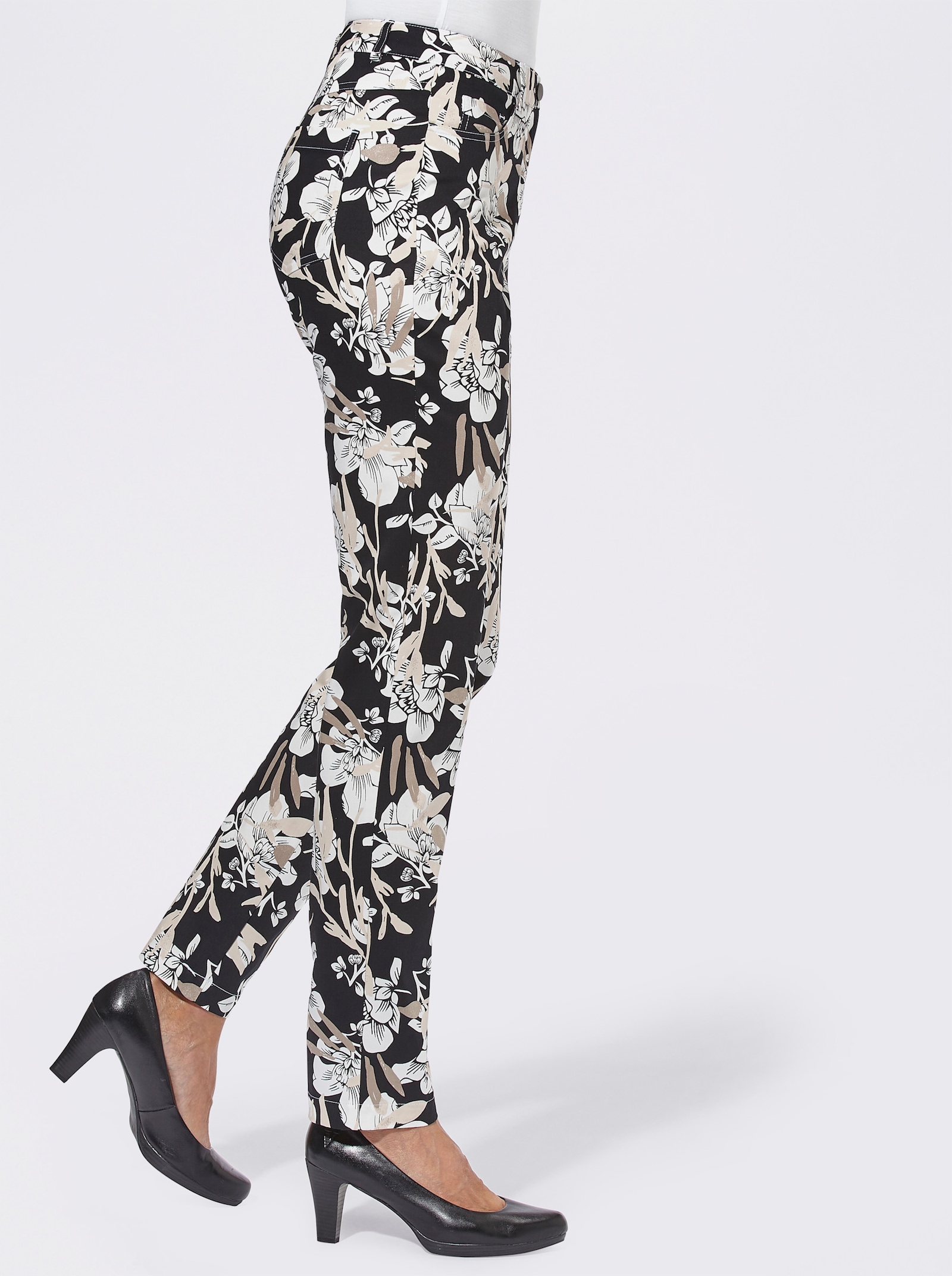 Druckhose mit leichtem Glanz, geblümt - schwarz-ecru-bedruckt