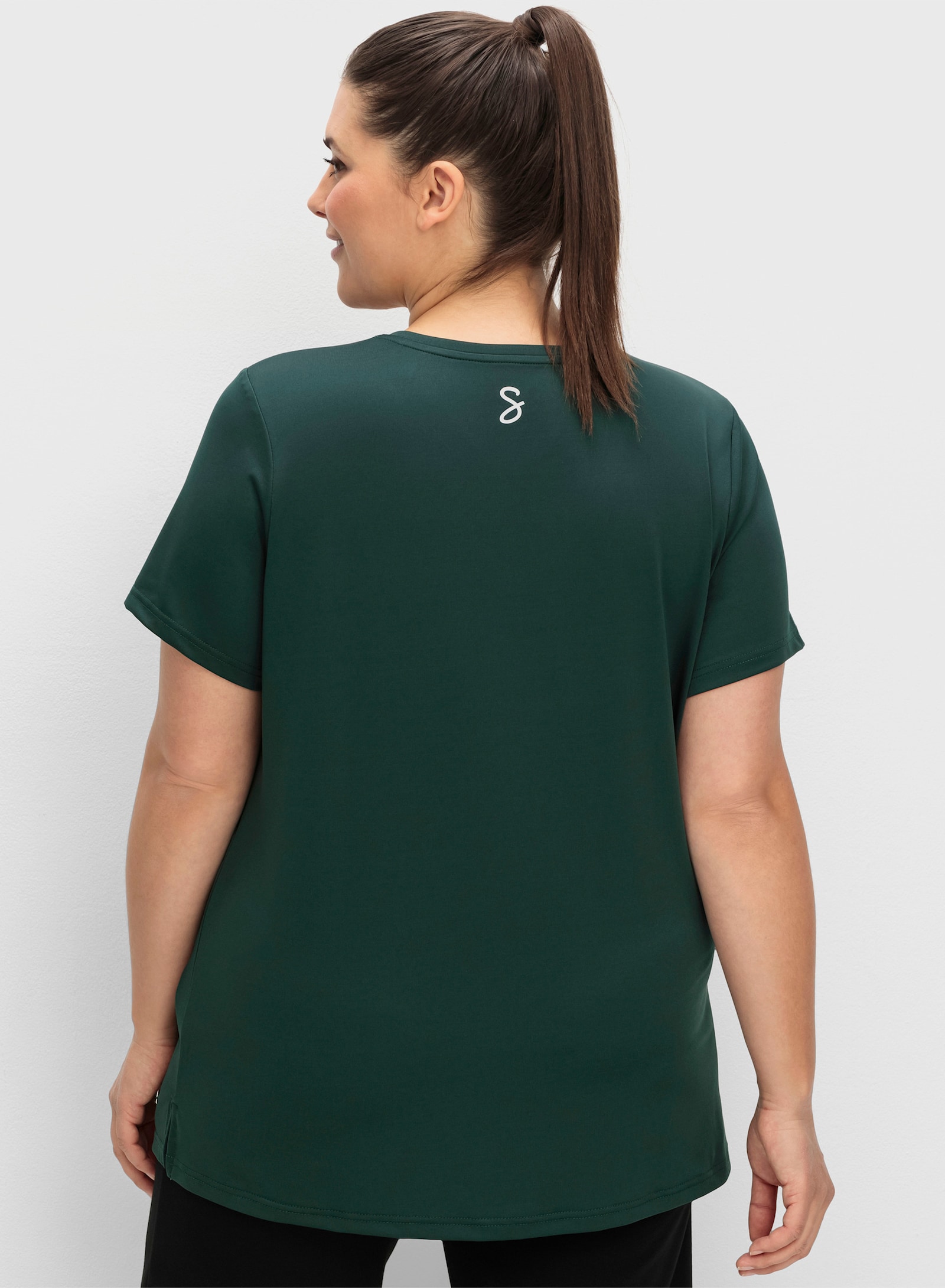 sheego Functioneel shirt met V-hals - diepgroen