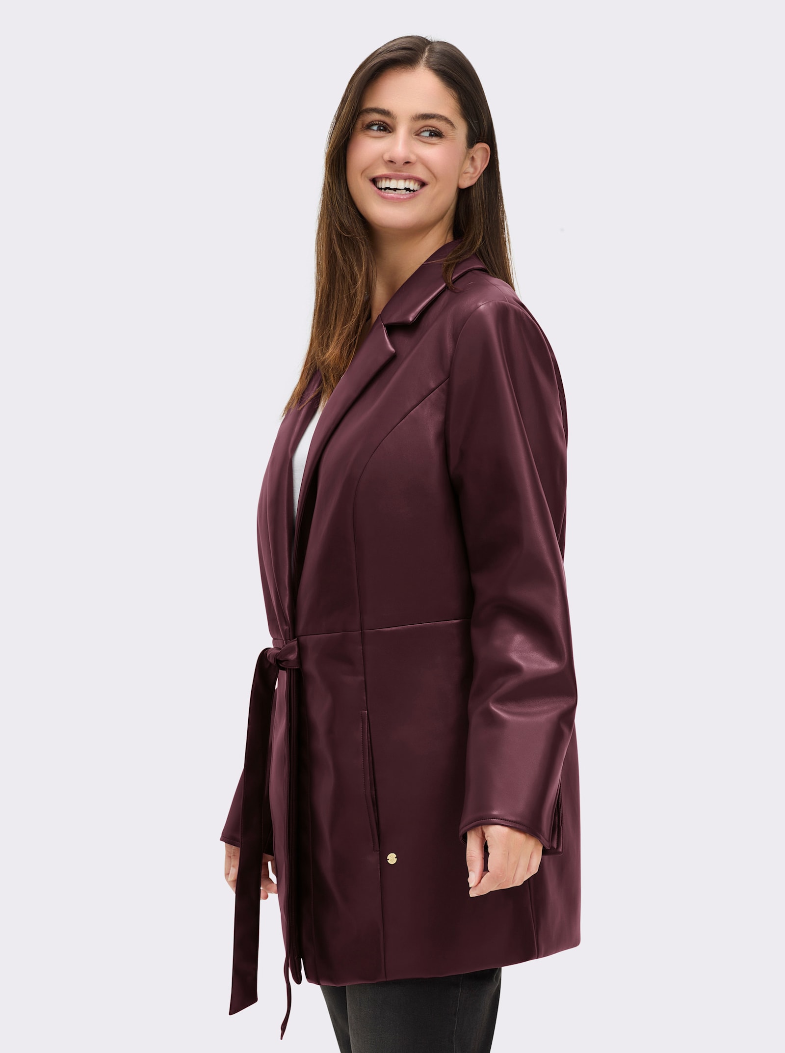 sheego Jacke in Blazer-Optik, mit Bindeband - burgund