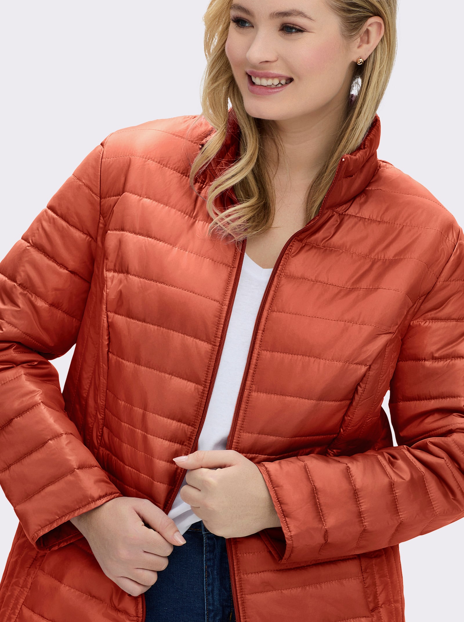 Steppjacke mit vertikalem Muster - rostrot