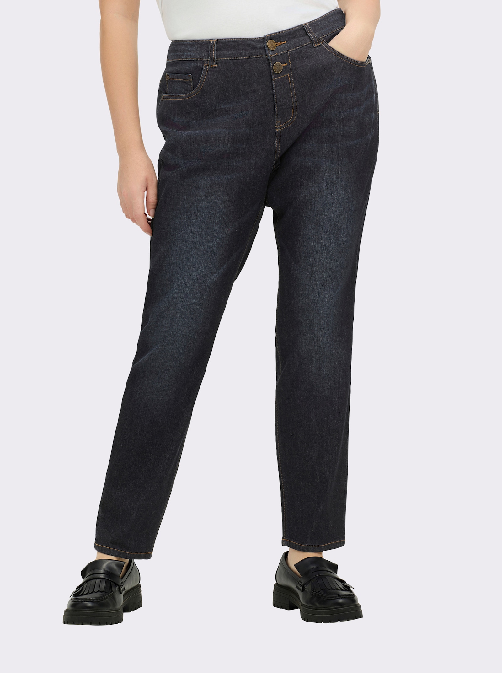 sheego Boyfriend-jeans met extra wijde bovenbenen - dark-blue