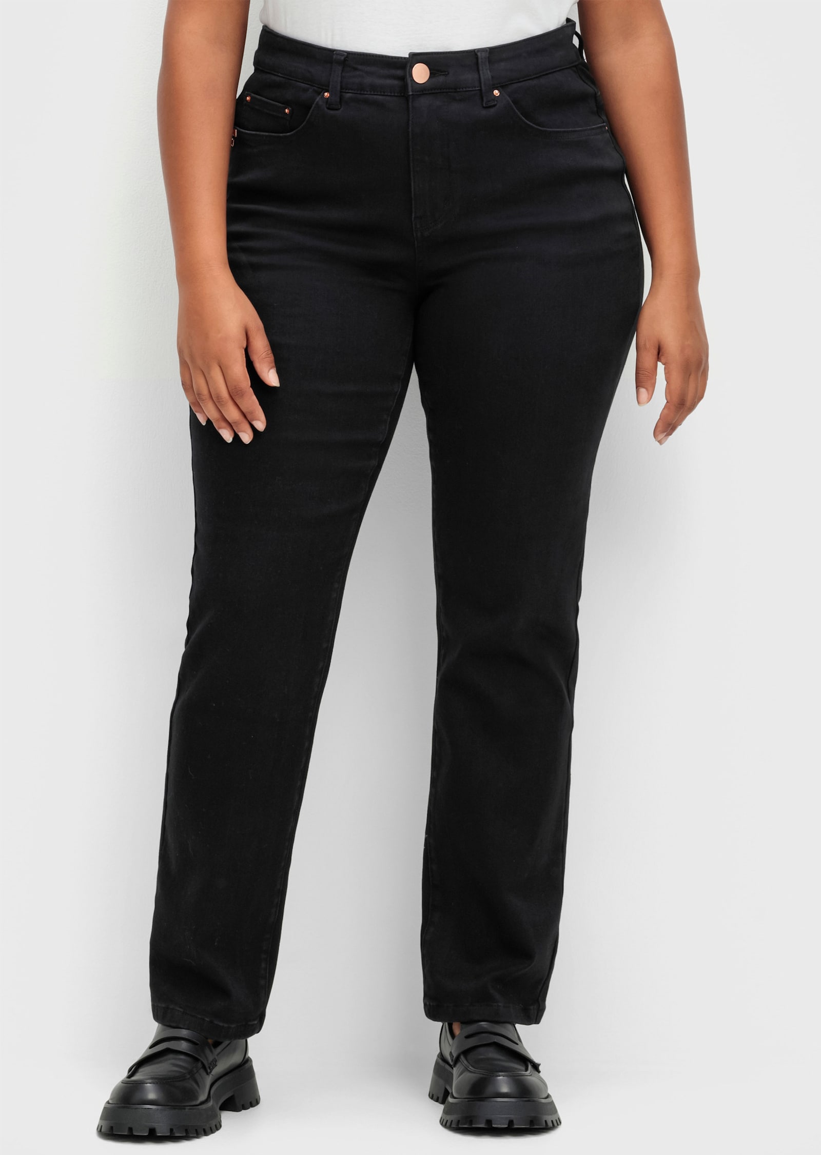 sheego Gerade Jeans mit Bodyforming-Effekt - black denim