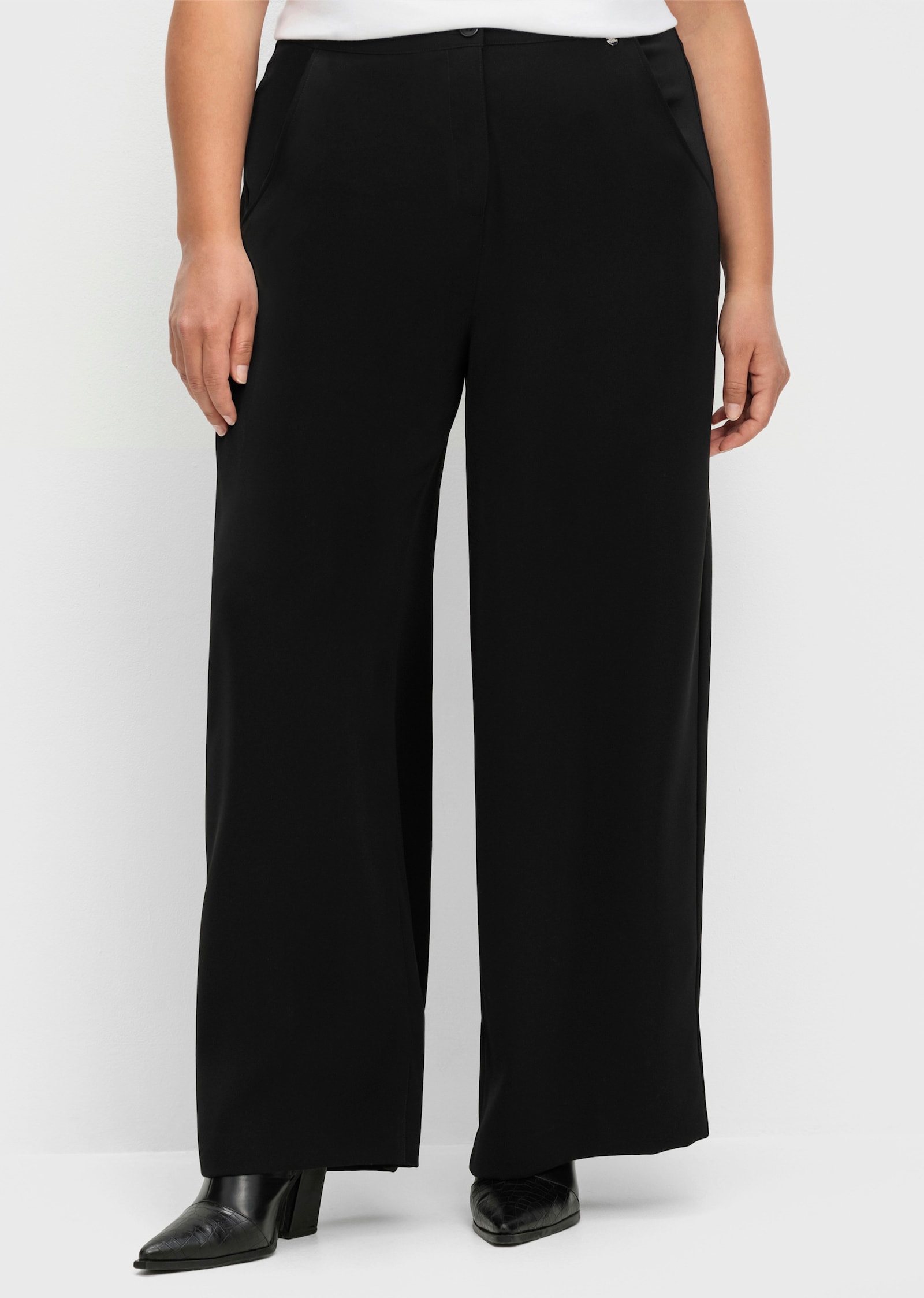 sheego Hose mit High-Waist-Bund und weitem Bein - schwarz