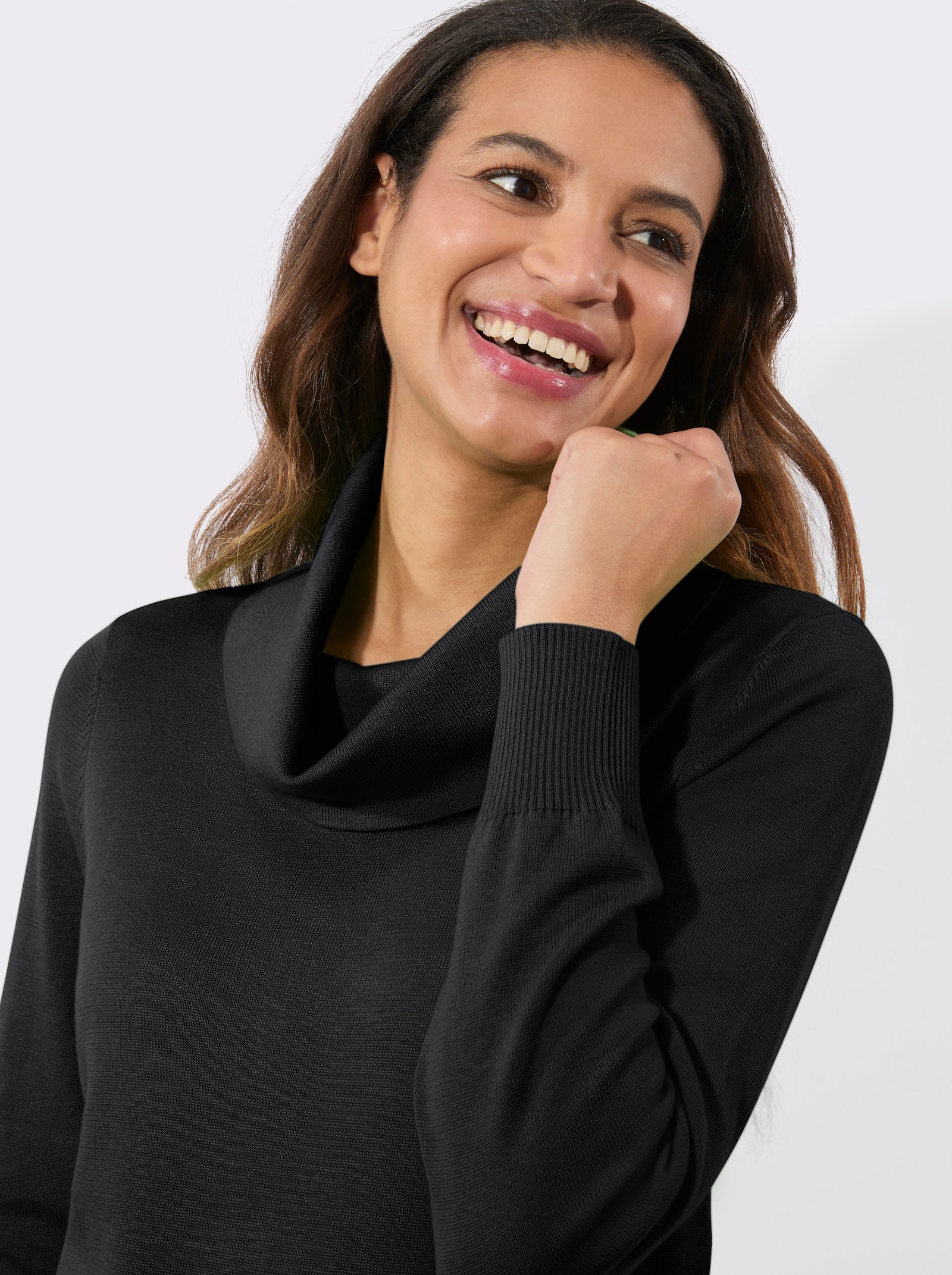 Rollkragenpullover aus weichem Feinstrick - schwarz