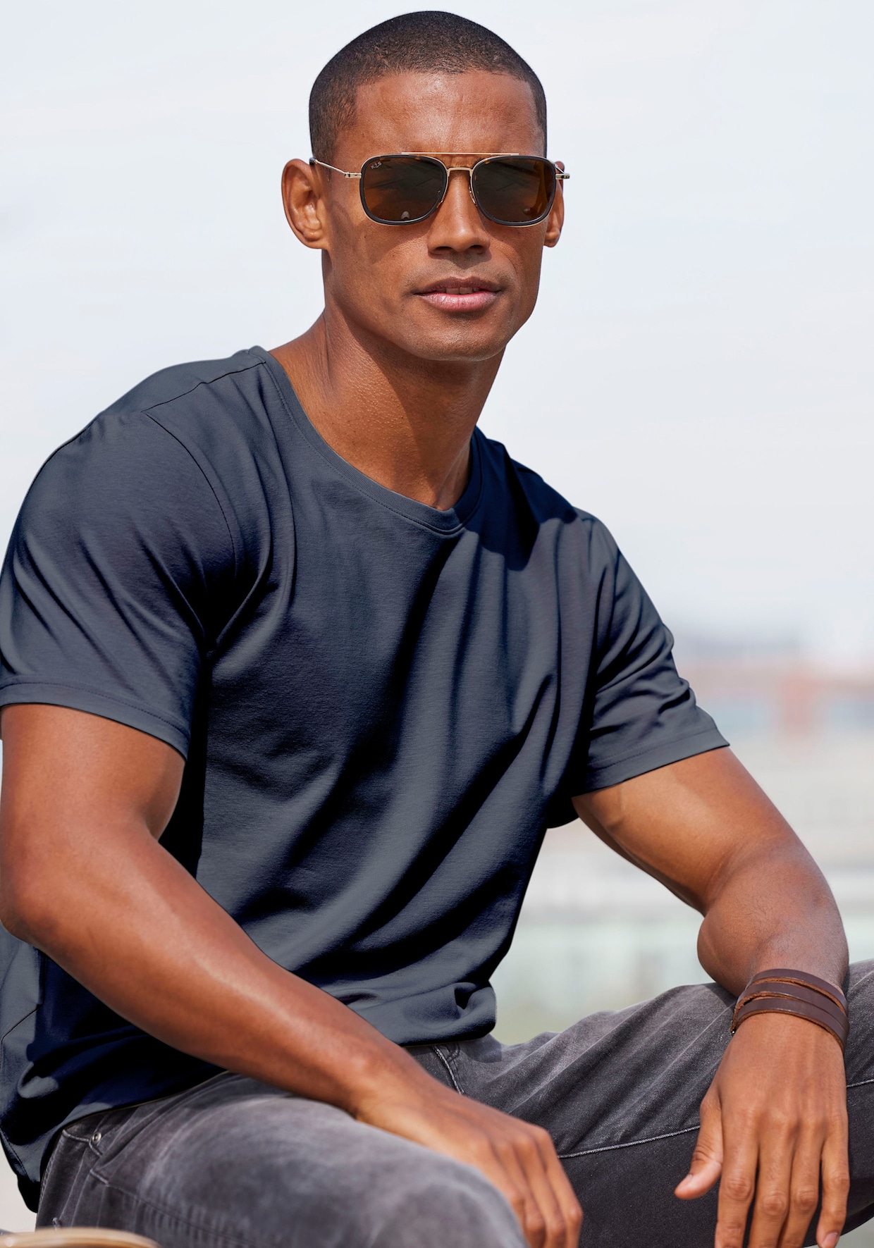 AUTHENTIC LE JOGGER T-shirt - antraciet/crème
