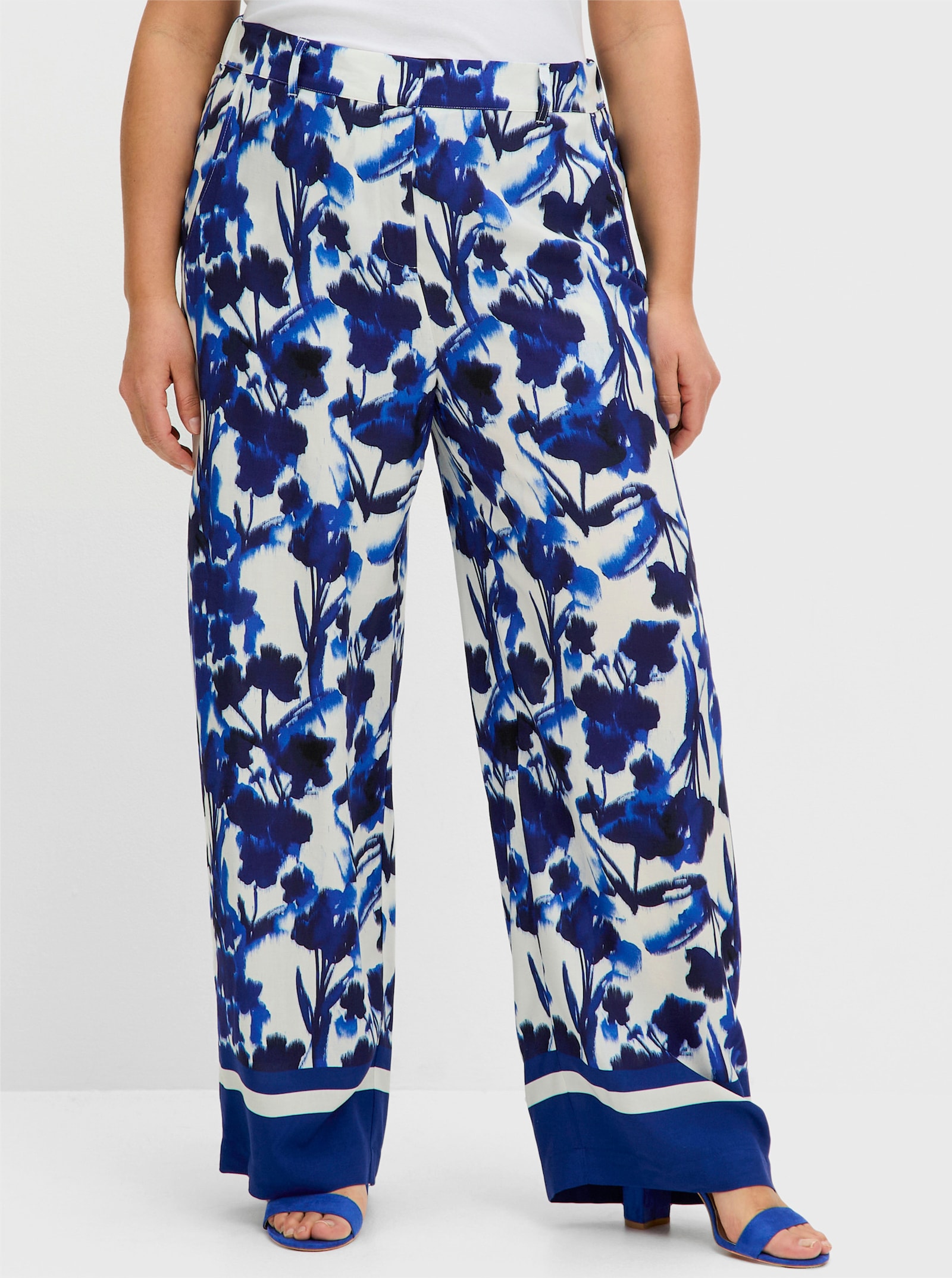 sheego Hose weit, mit Blumenprint - kobalt-gemustert